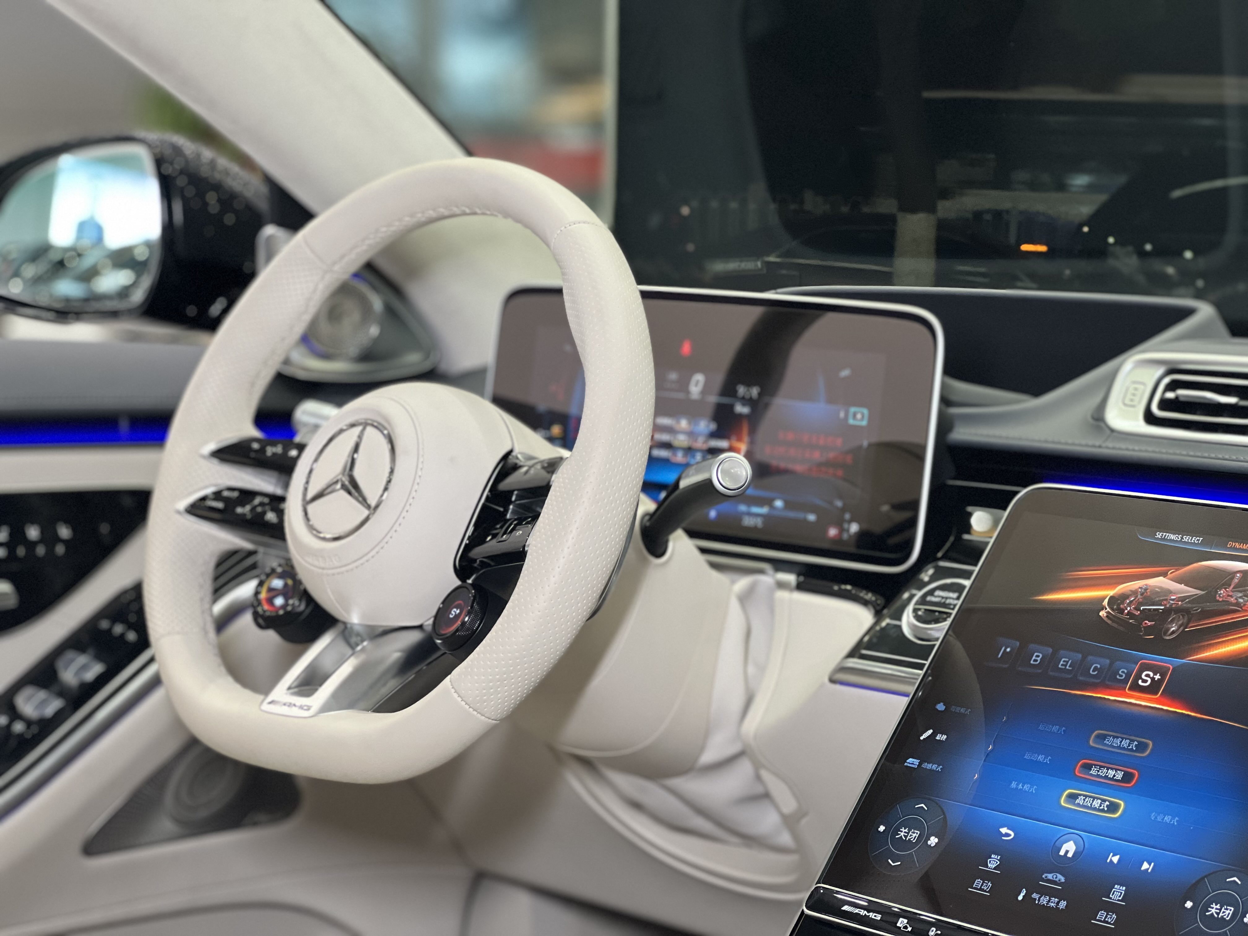 Mercedes-Benz S AMG New Energy 2024 изображение автомобиля #10