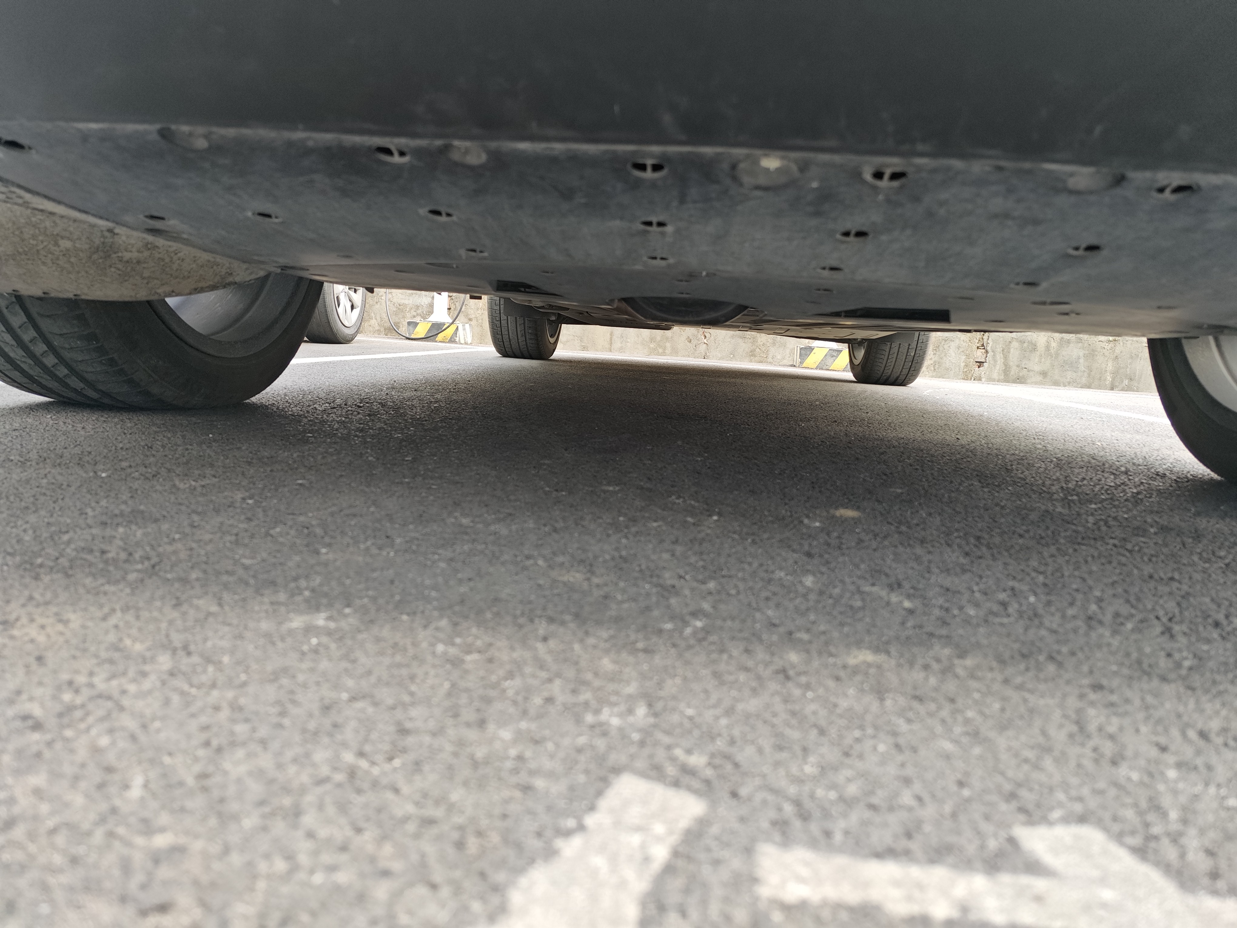 Li L6 2025 صورة سيارة #10