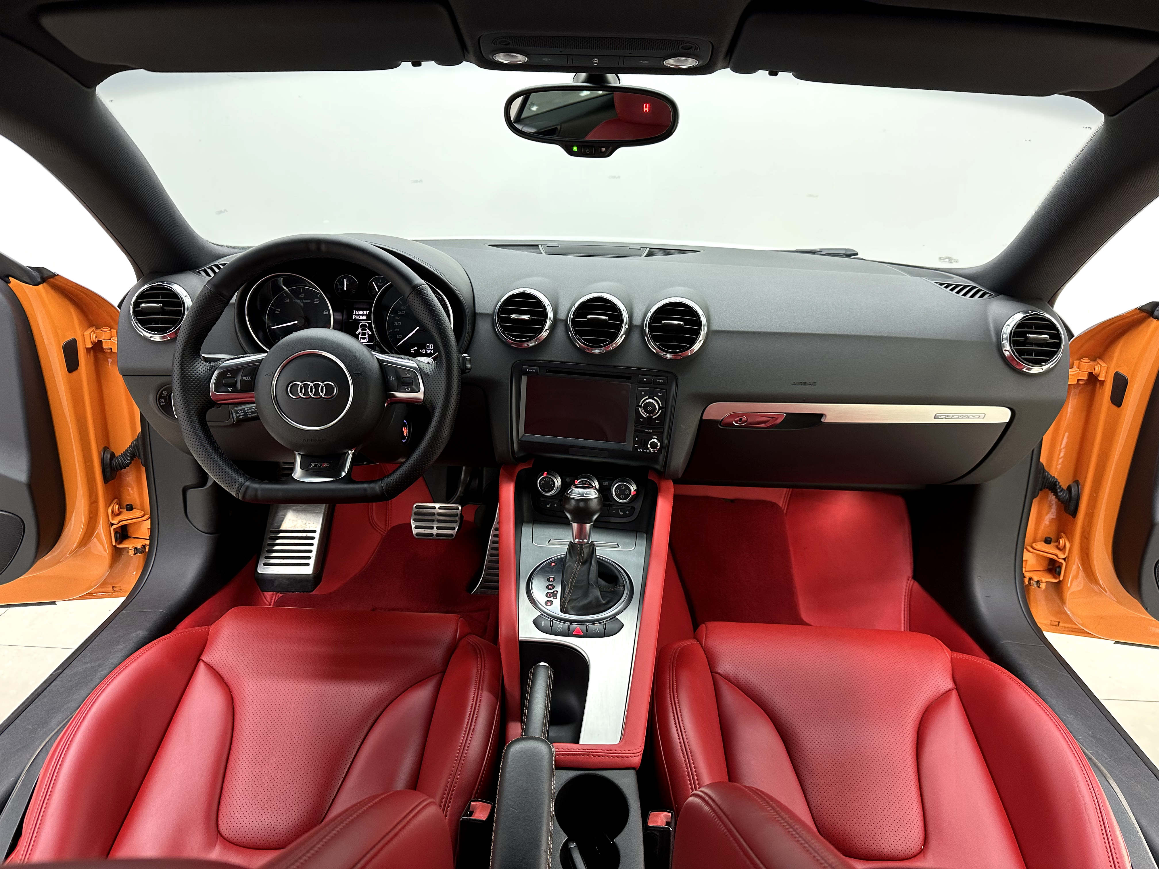 Audi TTS 2011 #10 Audi TTS 2011 car image #10