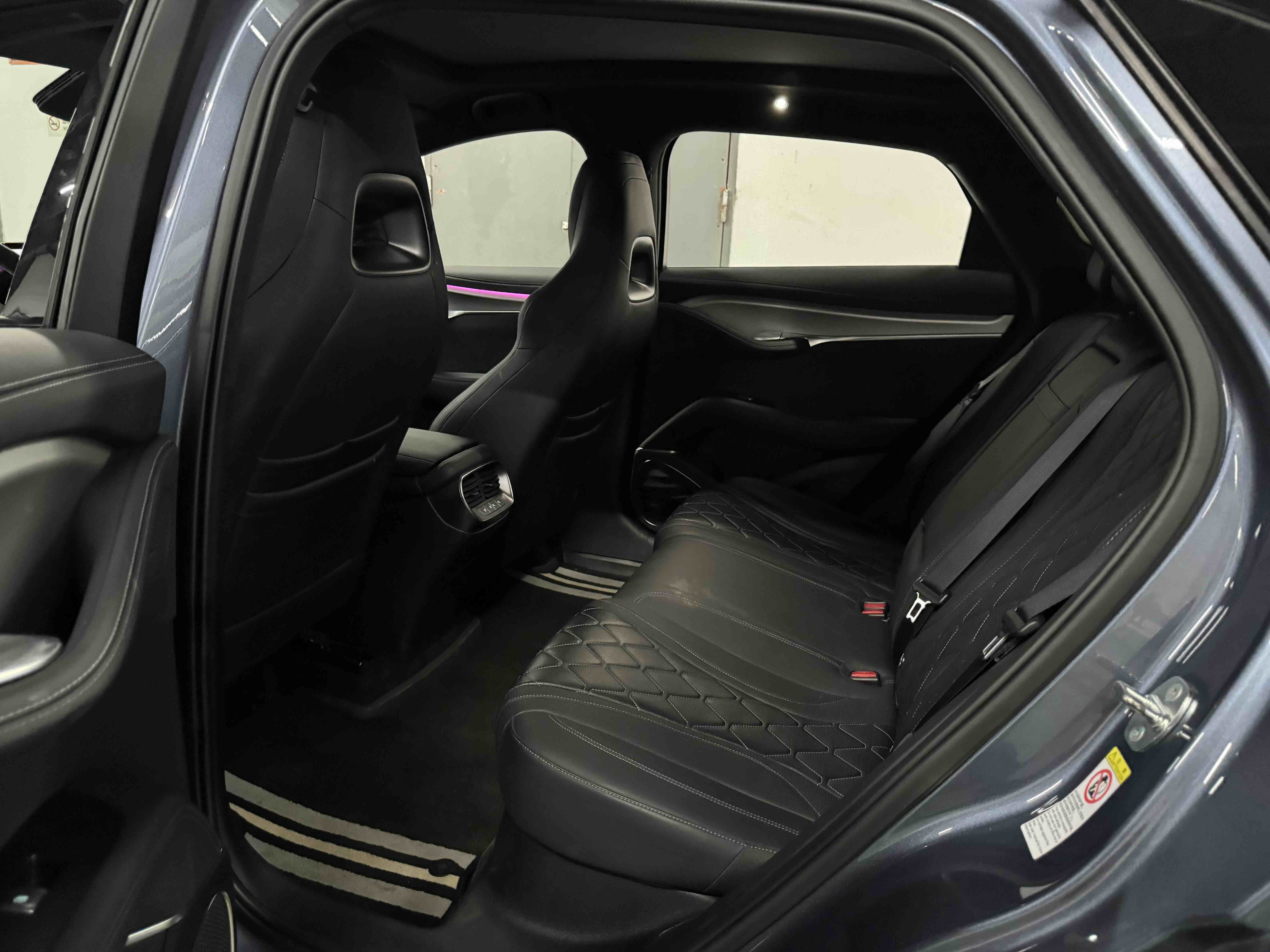 BYD Sea Lion 07 EV 2024 #10 BYD Sea Lion 07 EV 2024 car image #10