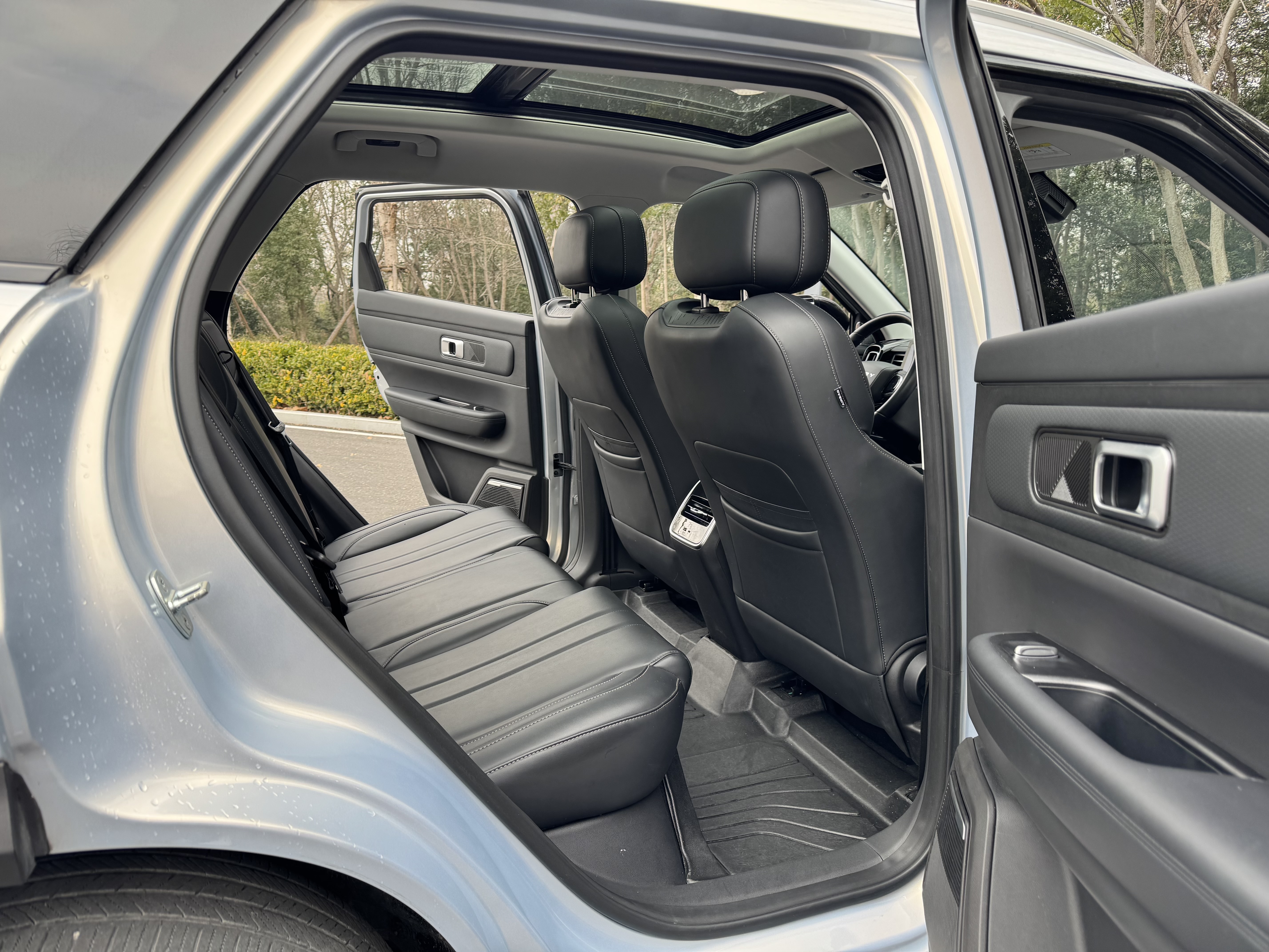 Chery Exploration 06 C-DM 2024 #10 Chery Exploration 06 C-DM 2024 car image #10