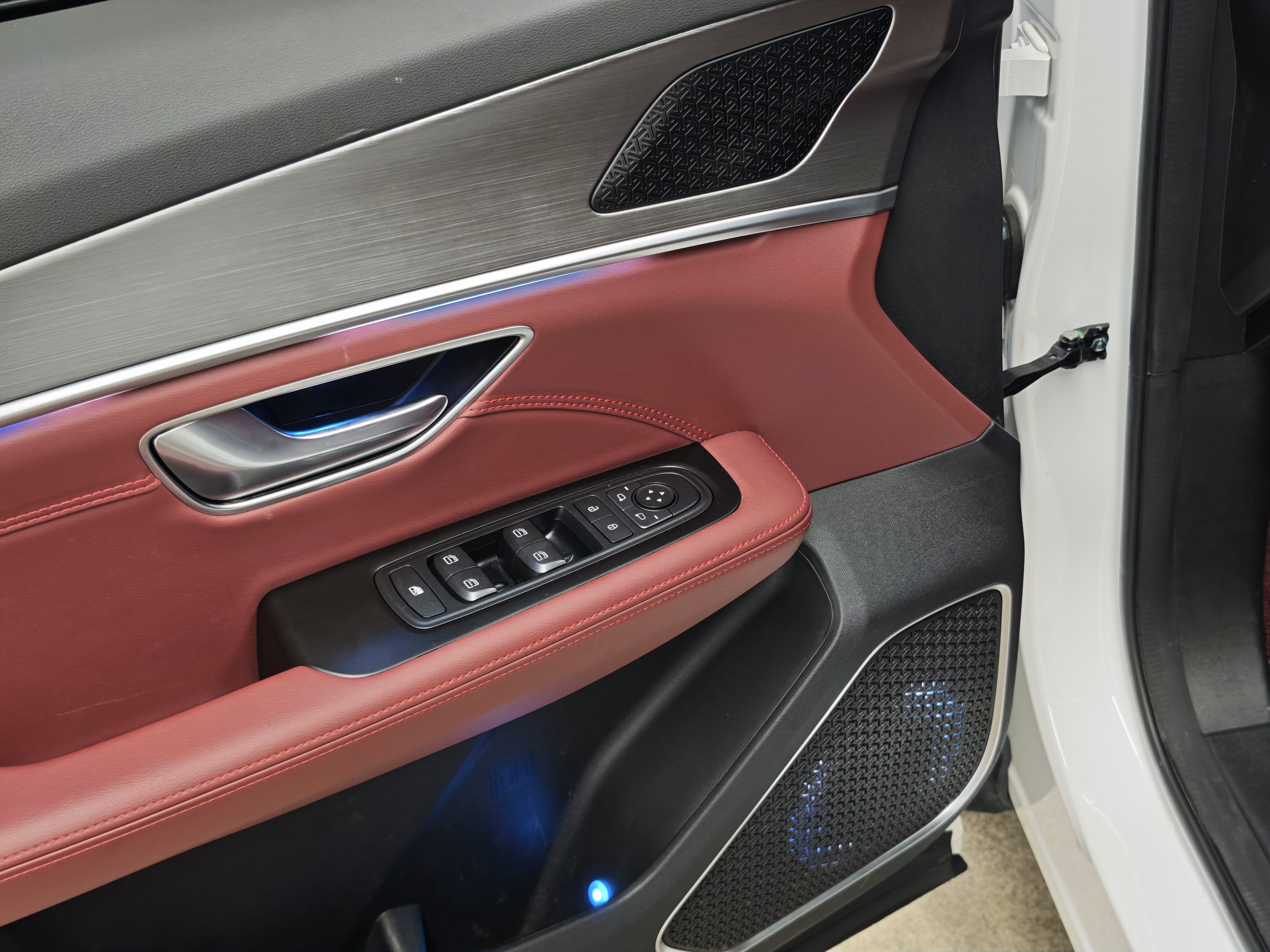 Jetour X70 PLUS 2025 #10 Jetour X70 PLUS 2025 car image #10