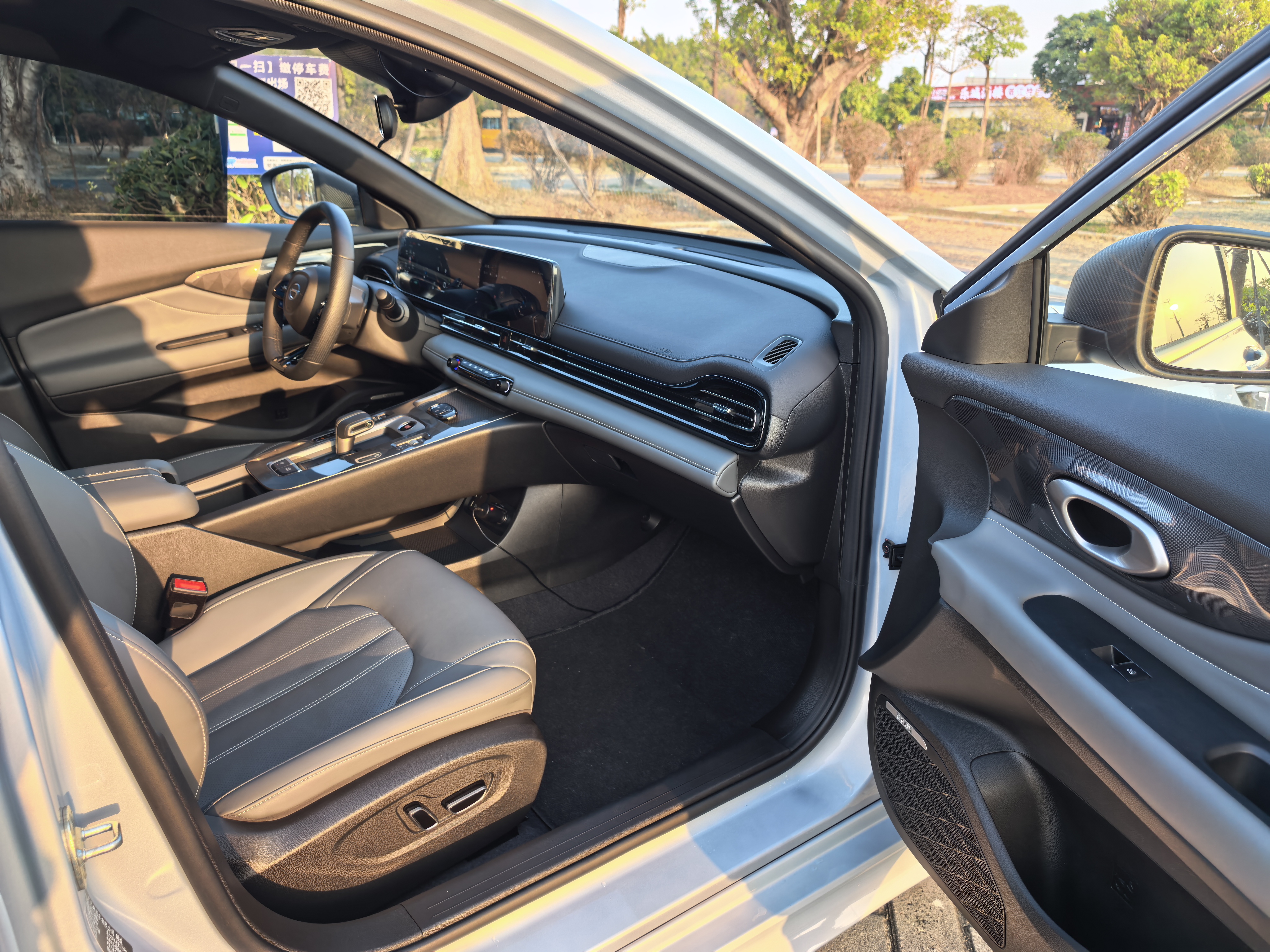 GAC Trumpchi Empow 2024 #10 GAC Trumpchi Empow 2024 car image #10