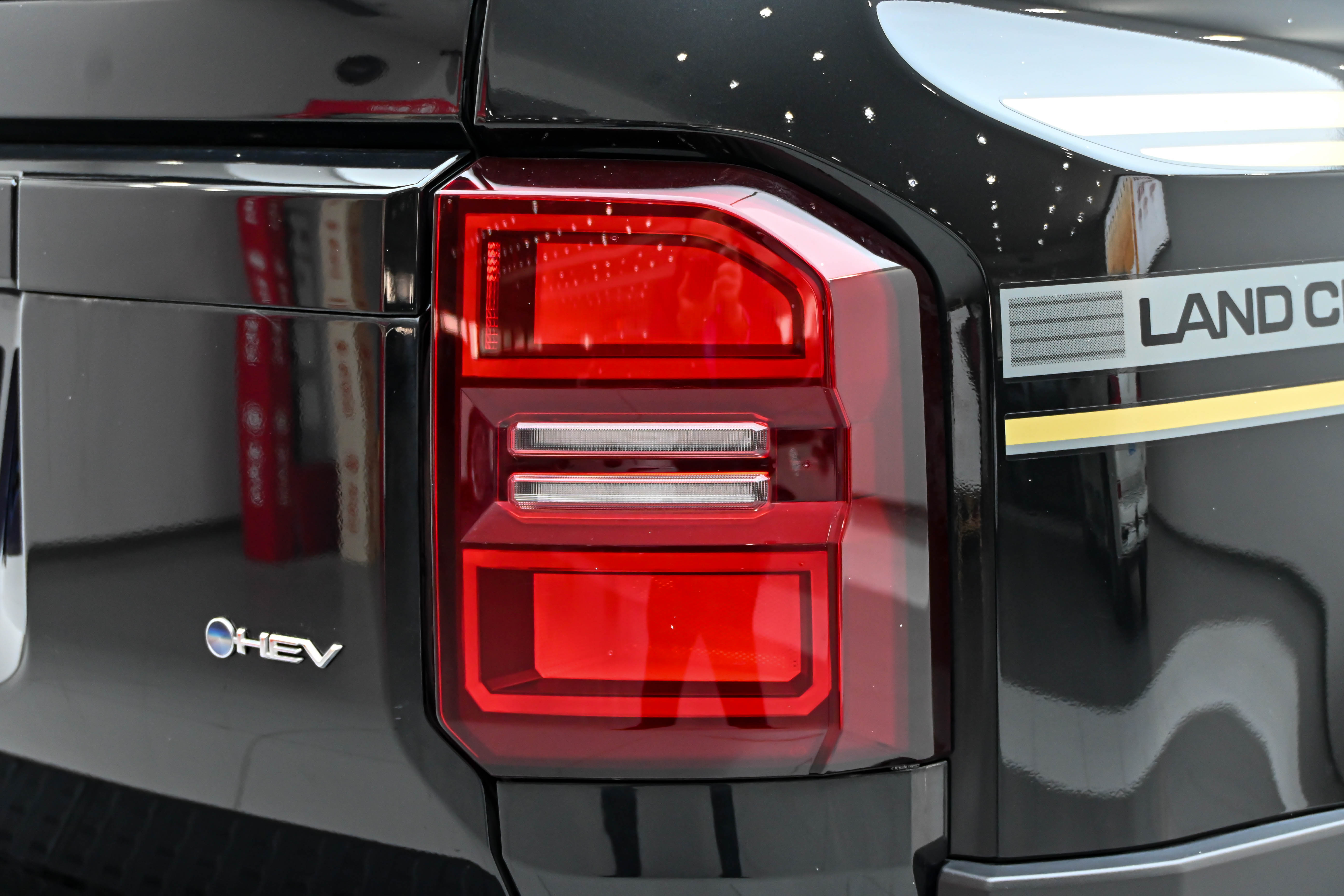 Toyota Land Cruiser Prado 2025 #10 Toyota Land Cruiser Prado 2025 car image #10