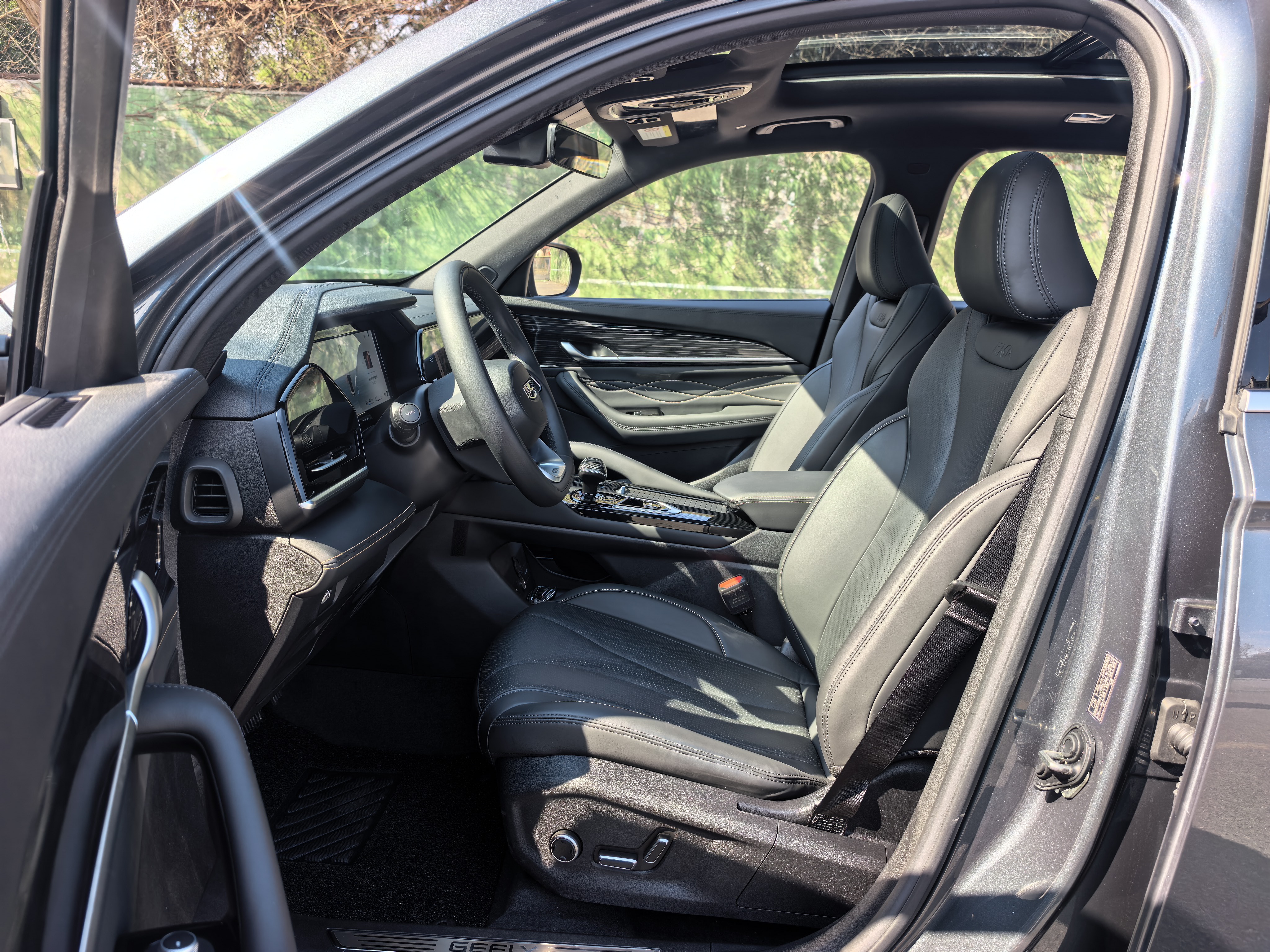 GEELY Monjaro 2024 immagine di auto #10