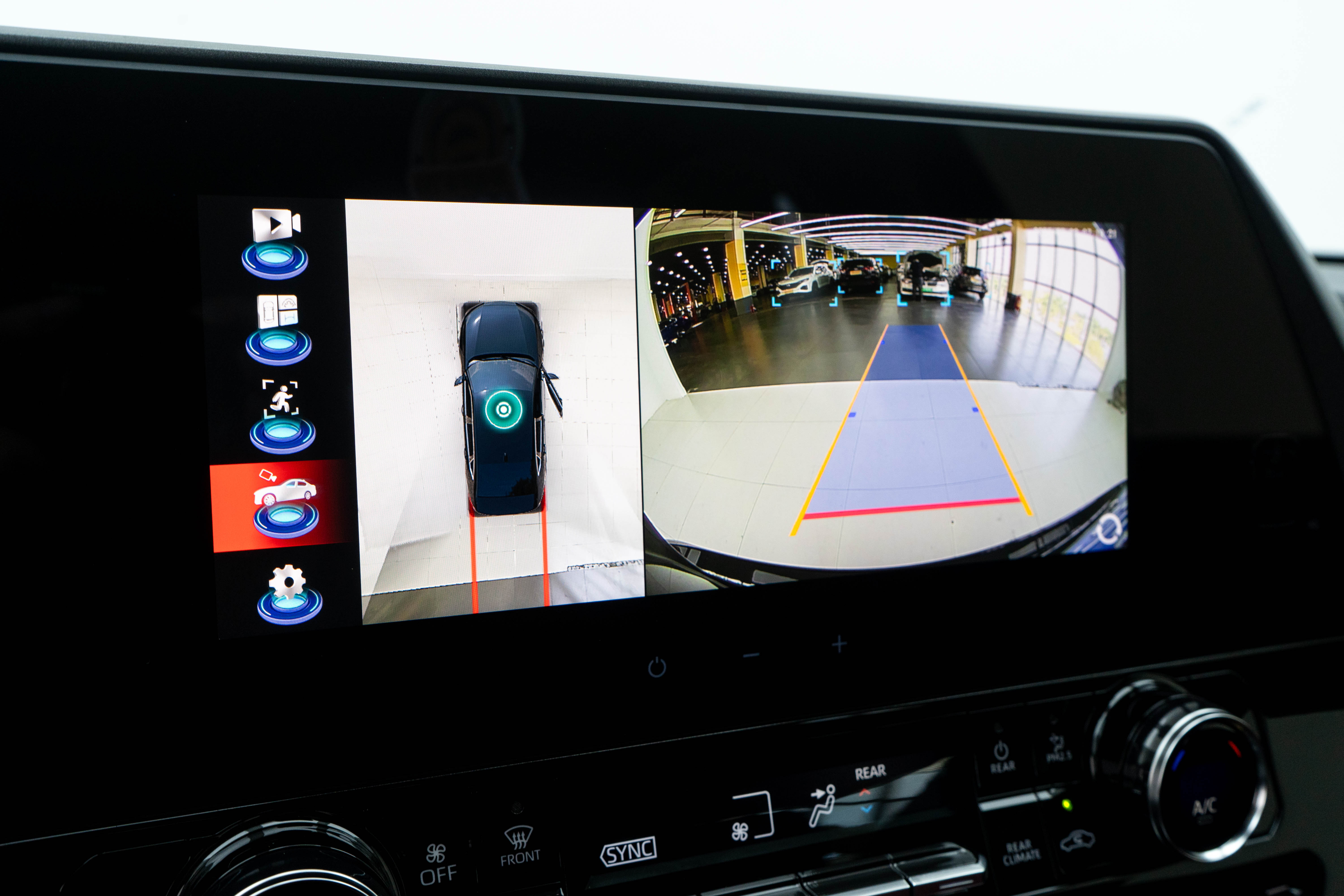 Toyota Highlander 2025 image de voiture #10