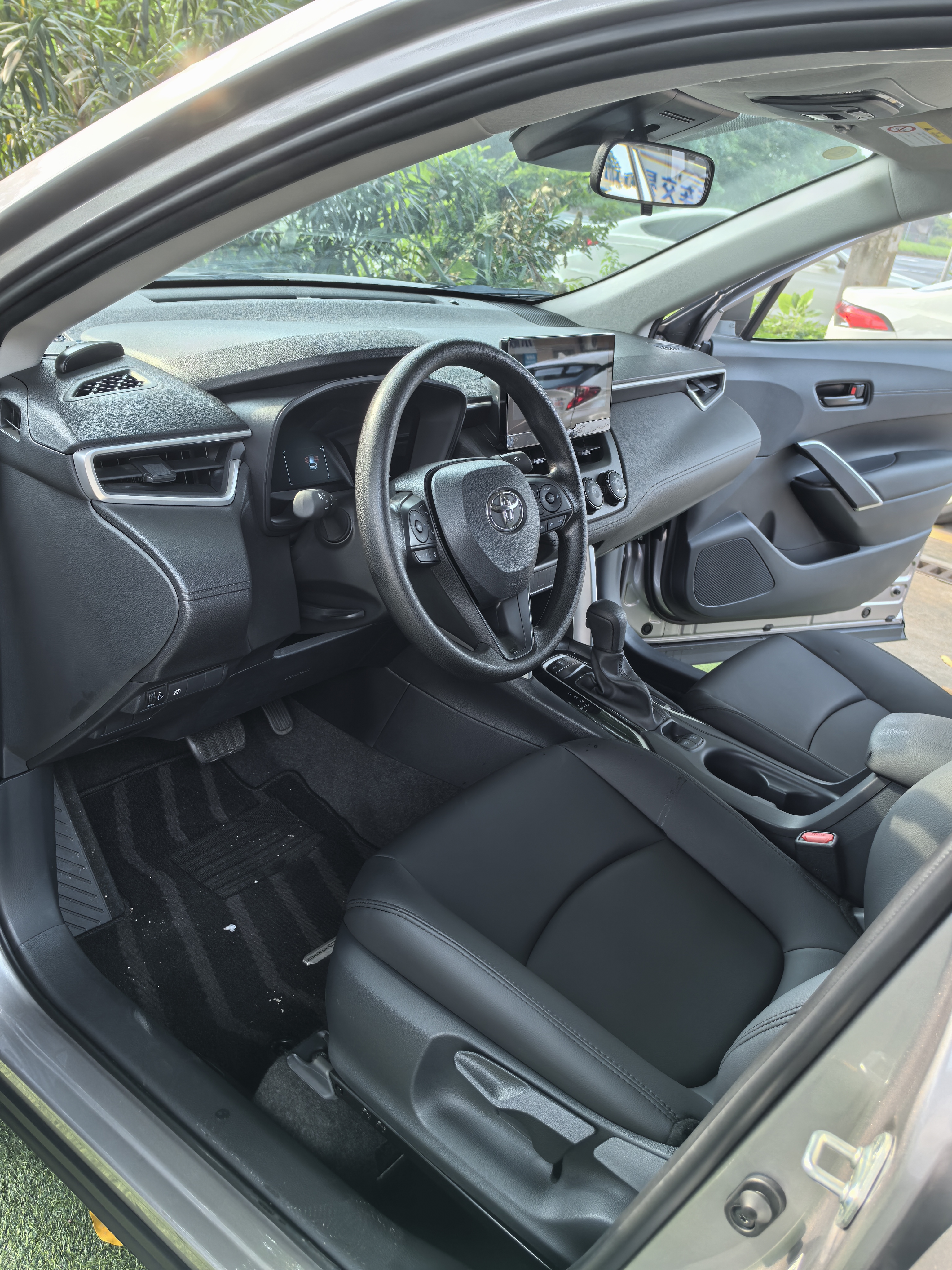 Toyota Corolla Cross 2025 #10 Toyota Corolla Cross 2025 car image #10