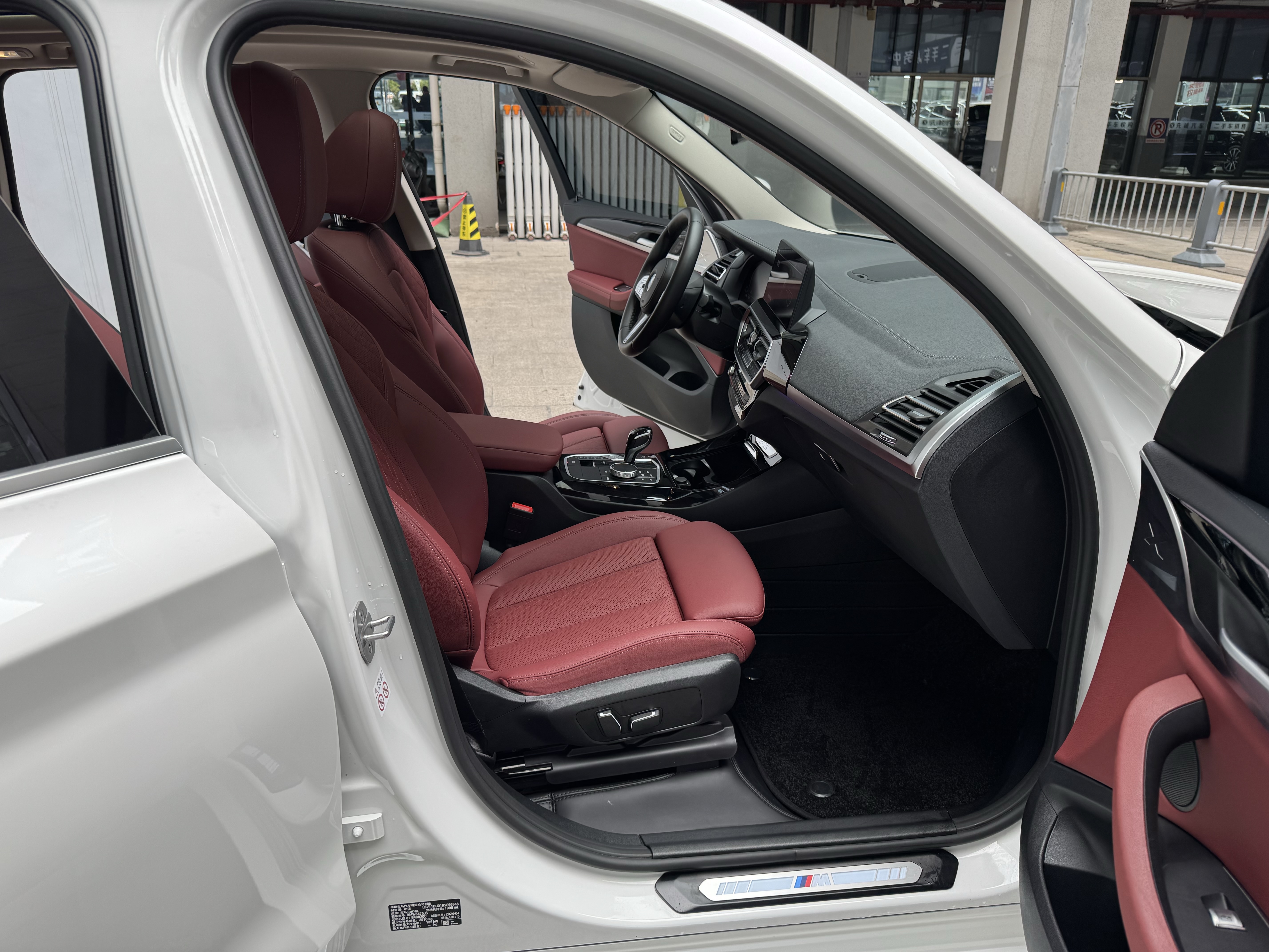 BMW X3 2024 car image #10