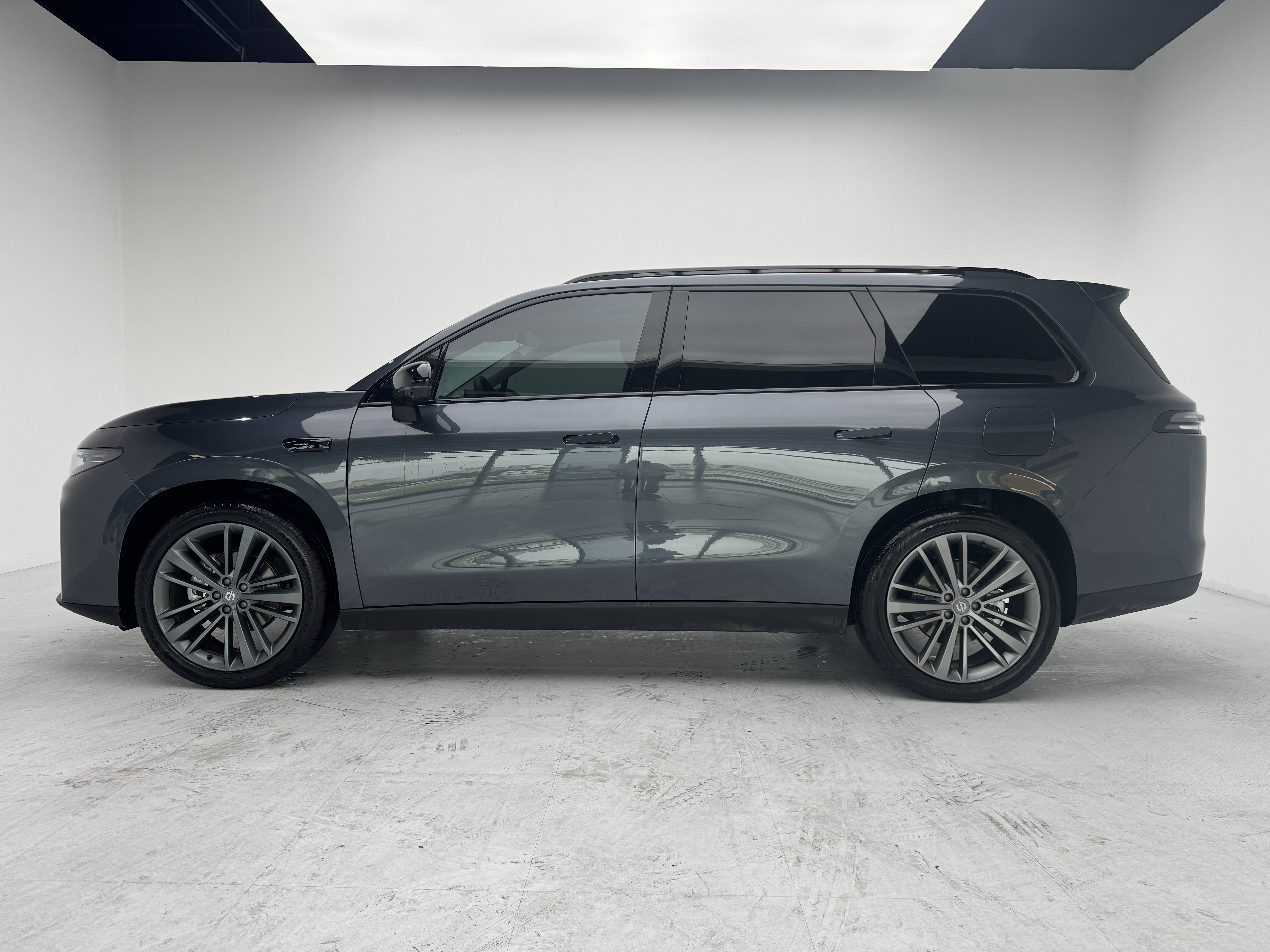 零跑汽车 零跑C16 2024 汽车图片 #10