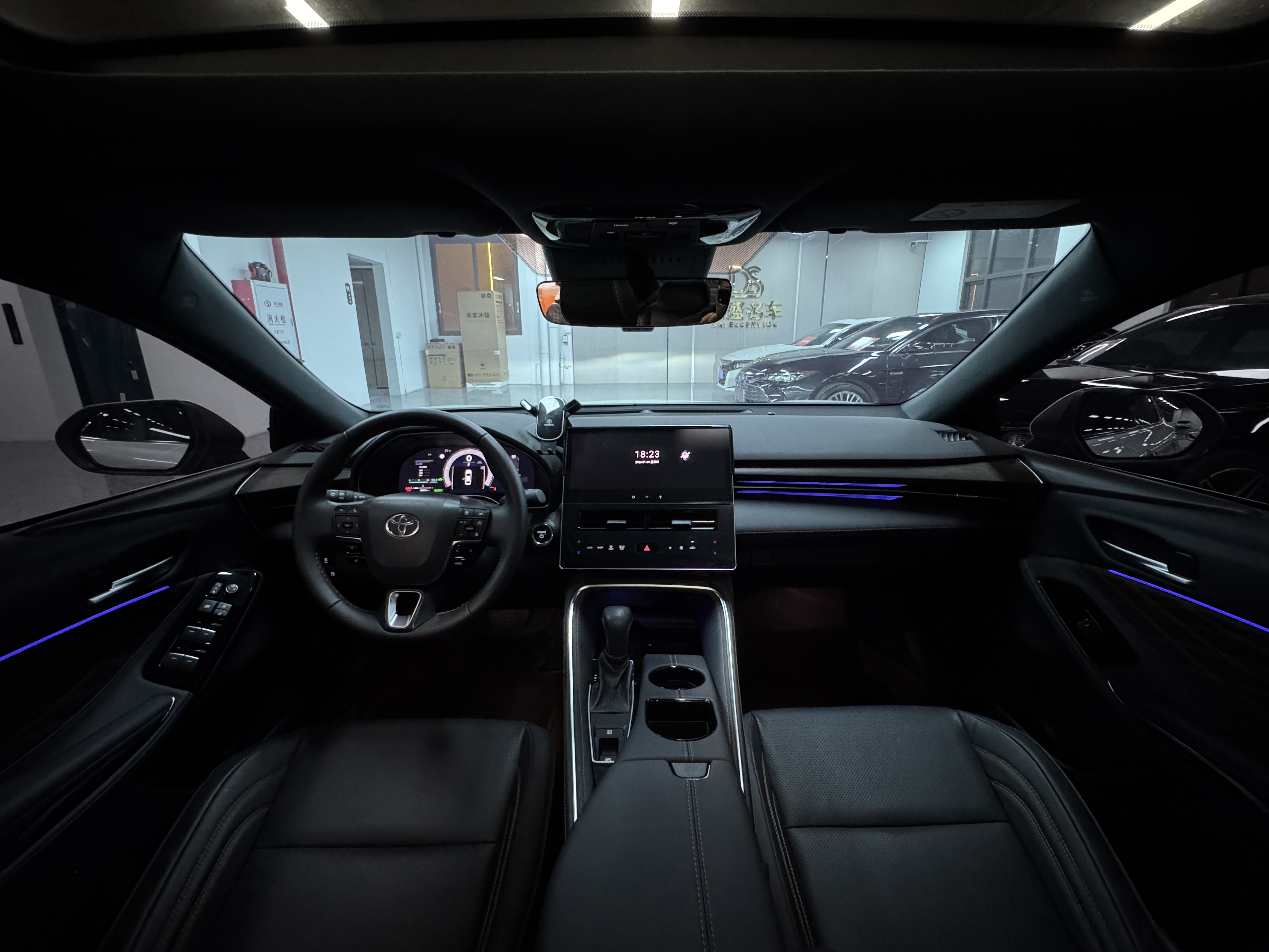 Toyota Avalon 2024 immagine di auto #10