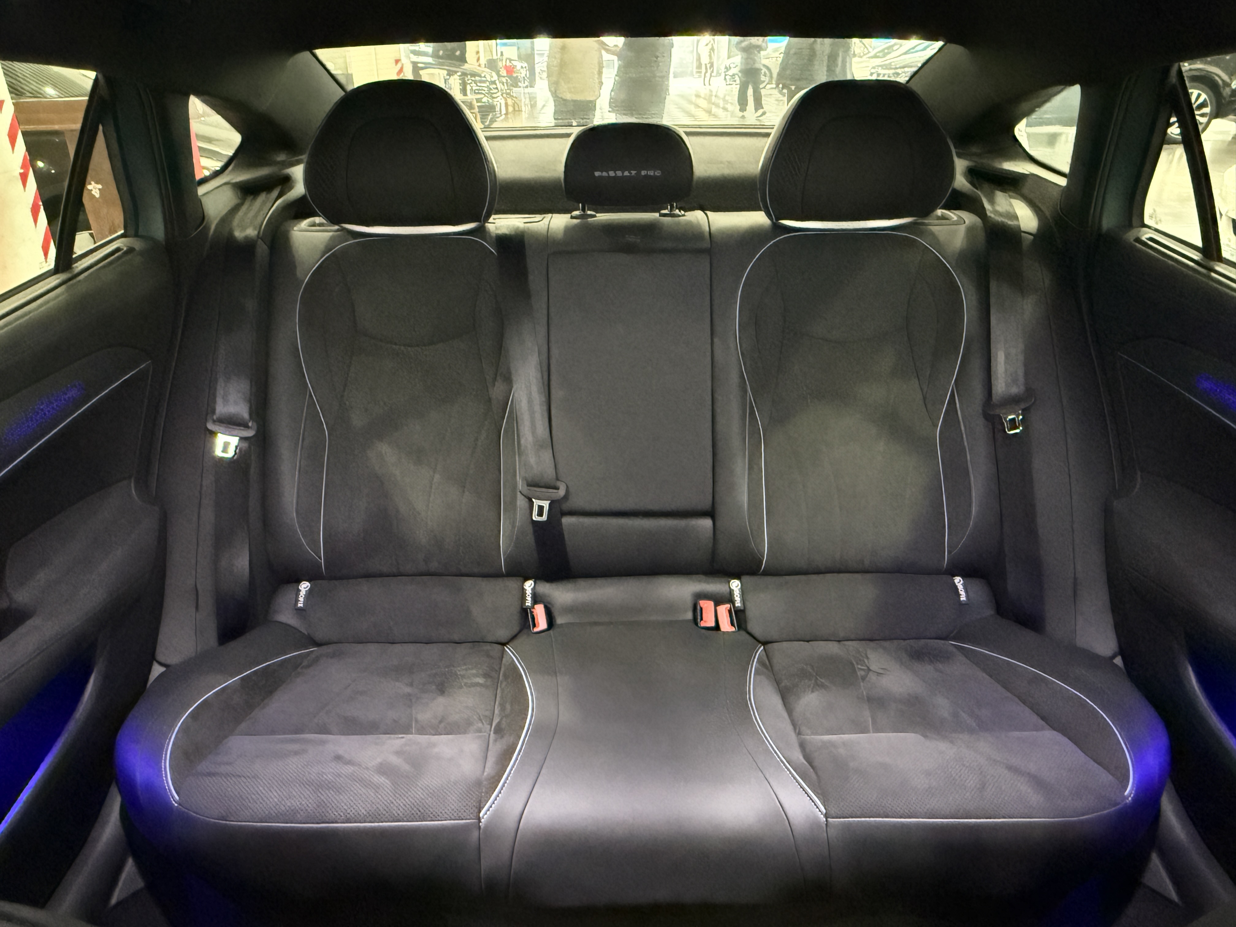 Volkswagen Passat 2024 car image #10