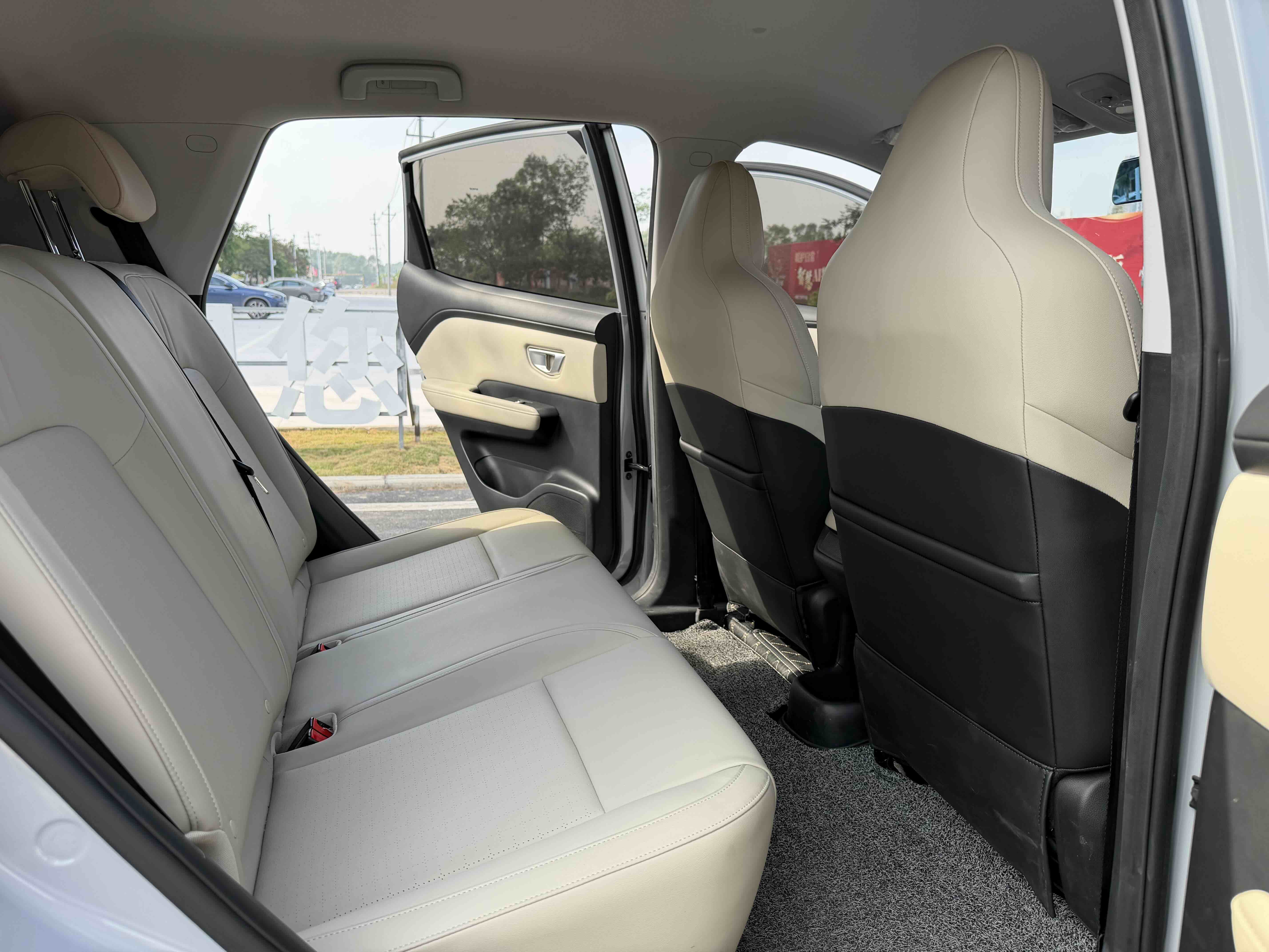 五菱汽车 五菱缤果PLUS 2024 汽车图片 #10