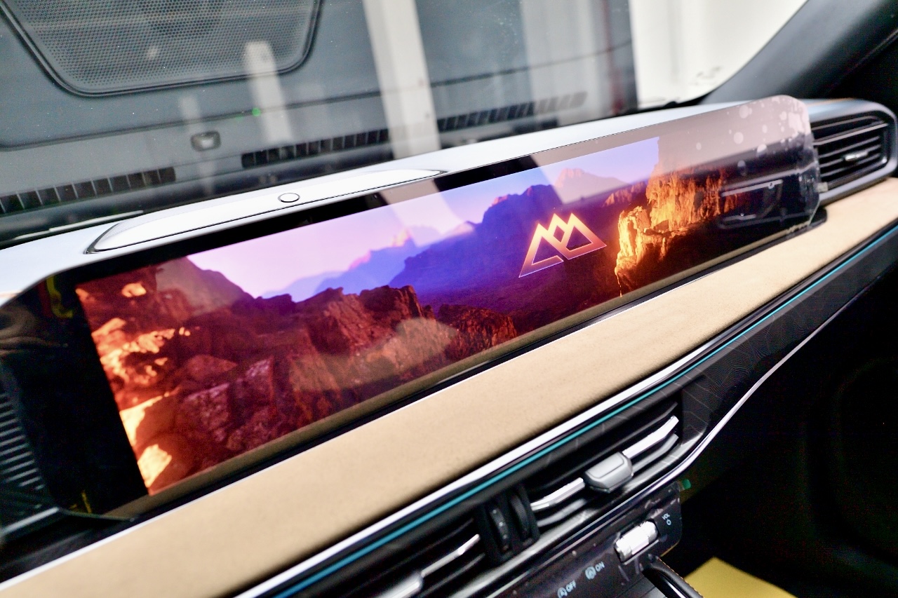 Ford Explorer 2024 #10 Ford Explorer 2024 car image #10