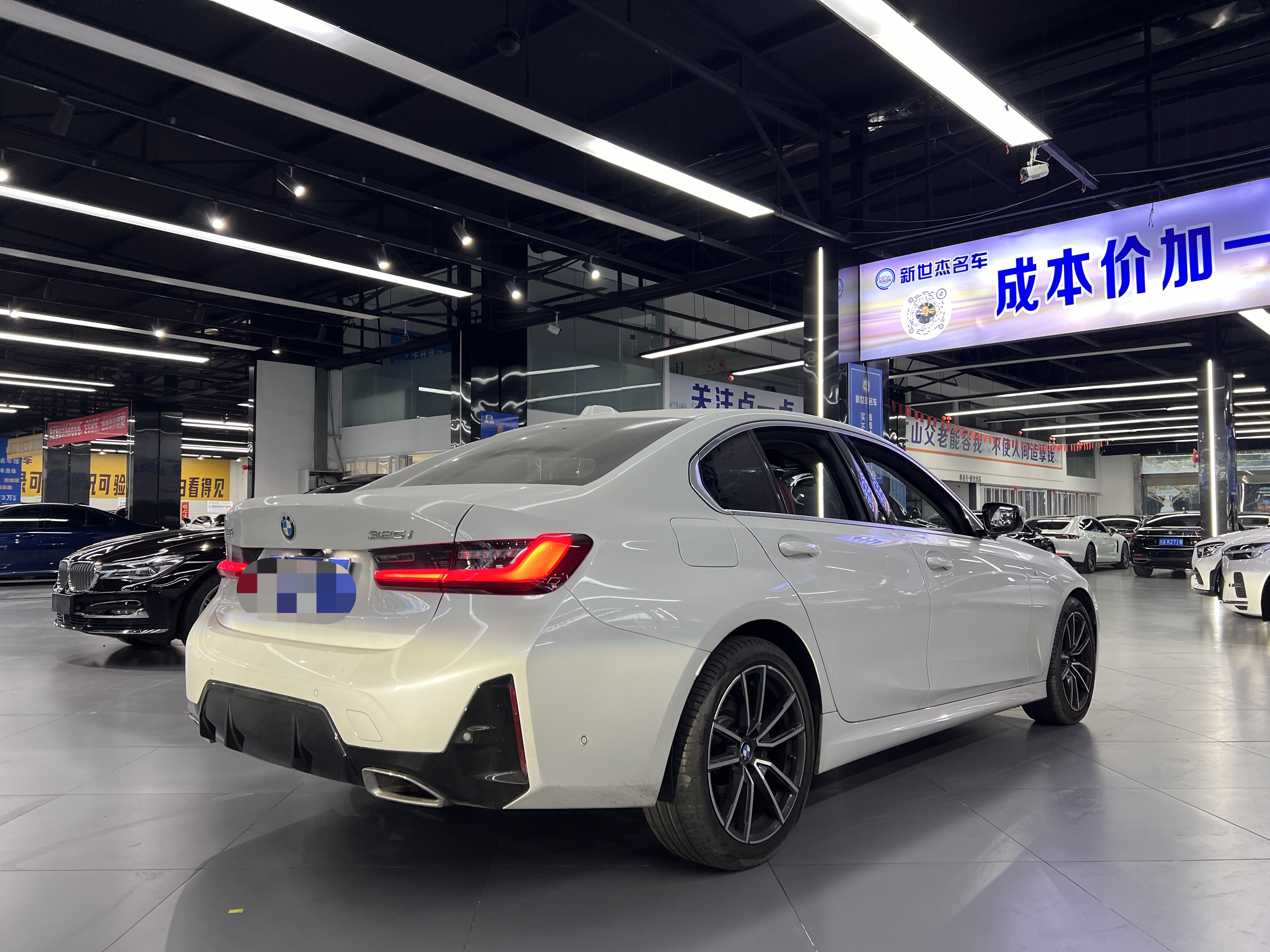 BMW 3 Series 2024 #10 BMW 3 Series 2024 immagine di auto #10