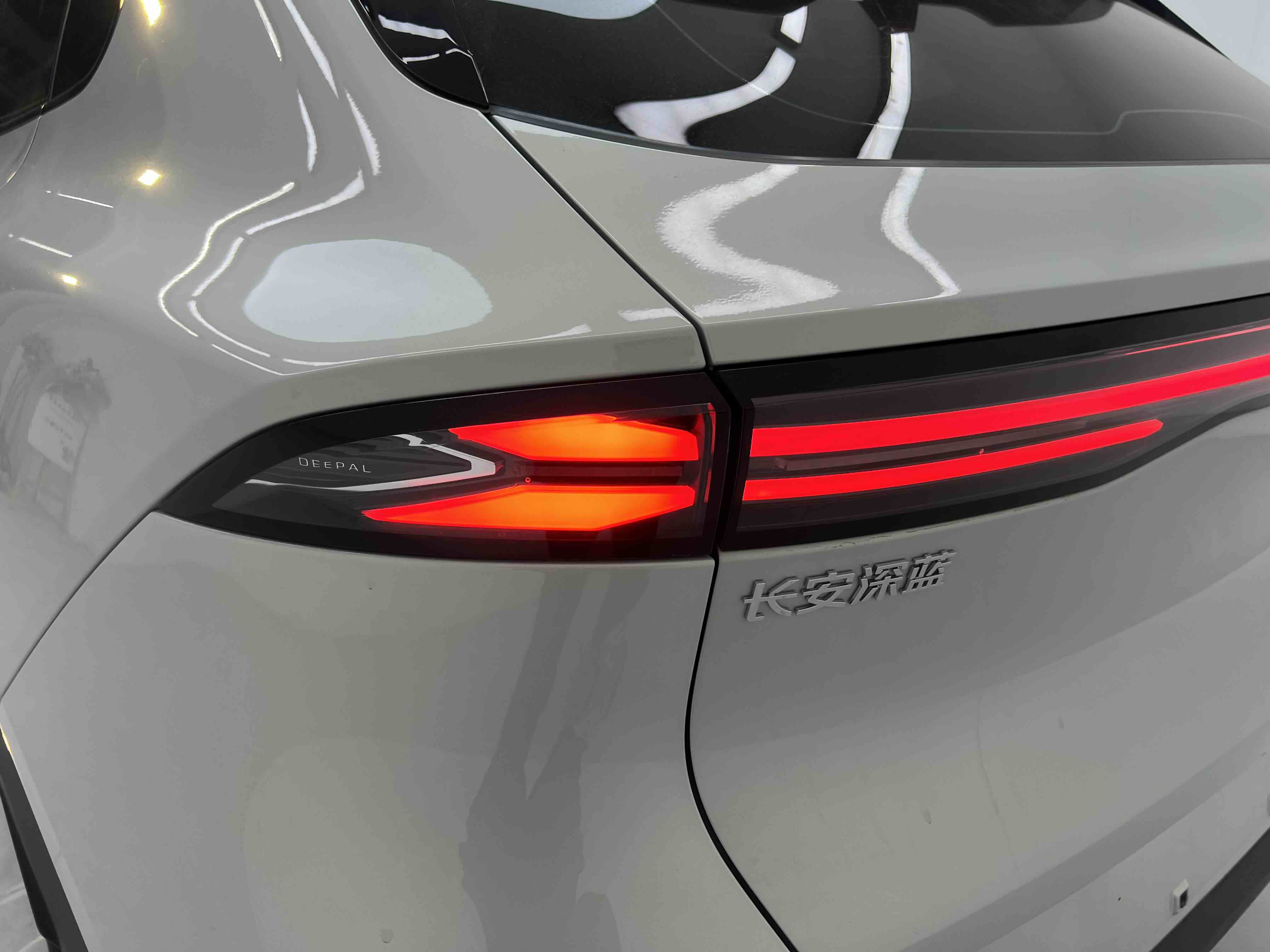 Deepal S05 2025 car image #10