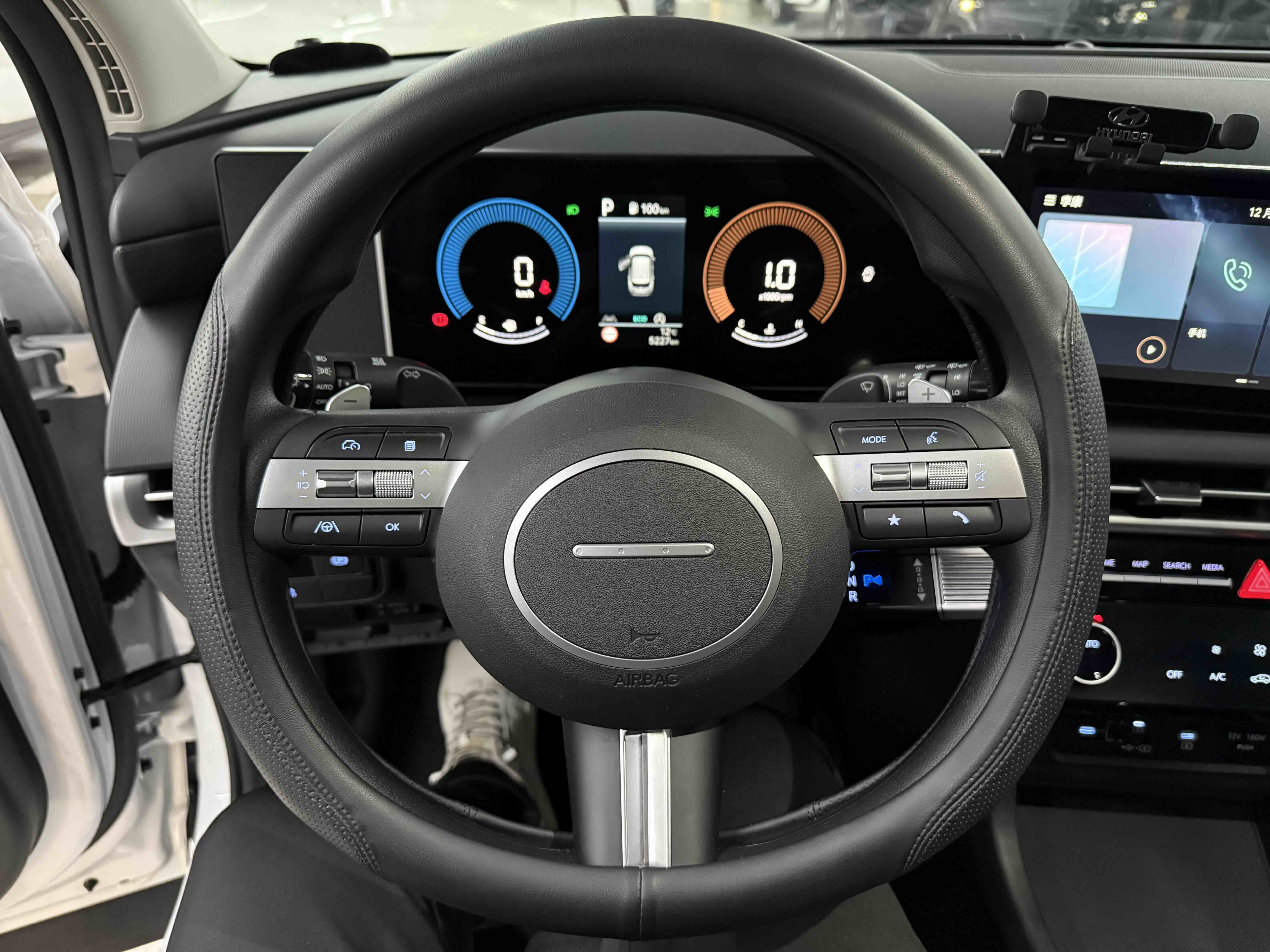 Hyundai Tucson 2025 immagine di auto #10