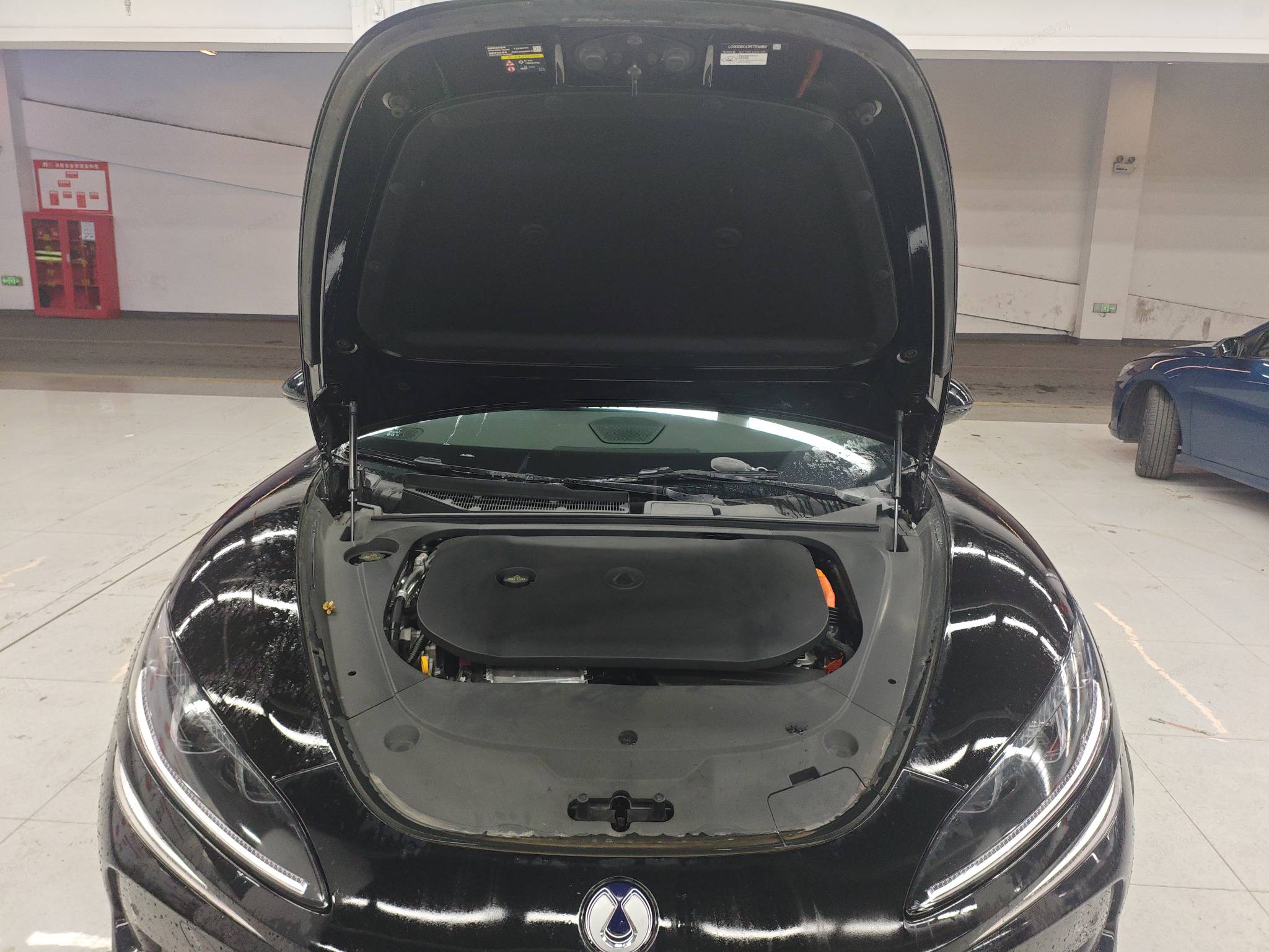 Denza Z9 2025 #10 Denza Z9 2025 car image #10