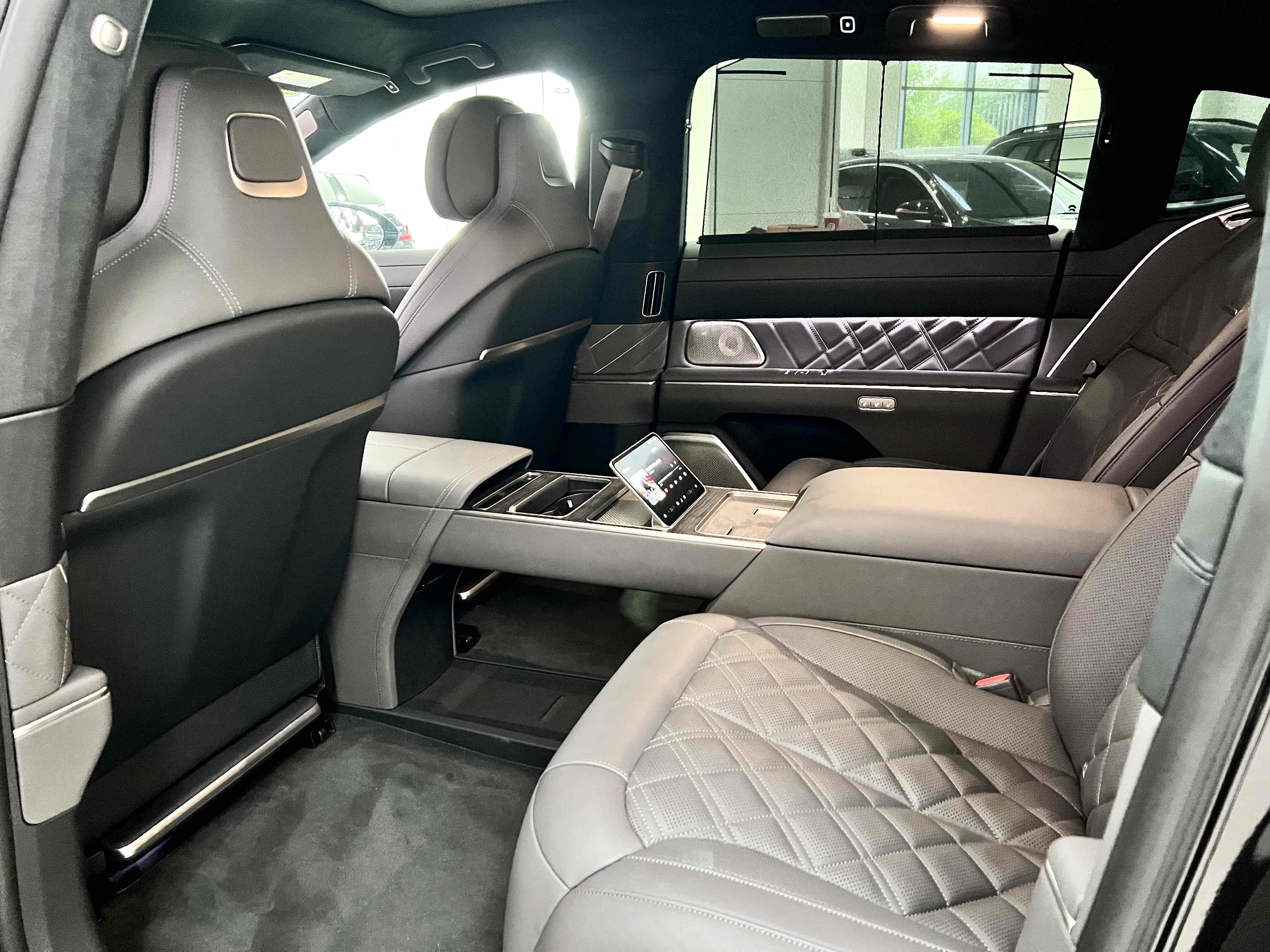 蔚来 蔚来ET9 2025 汽车图片 #10