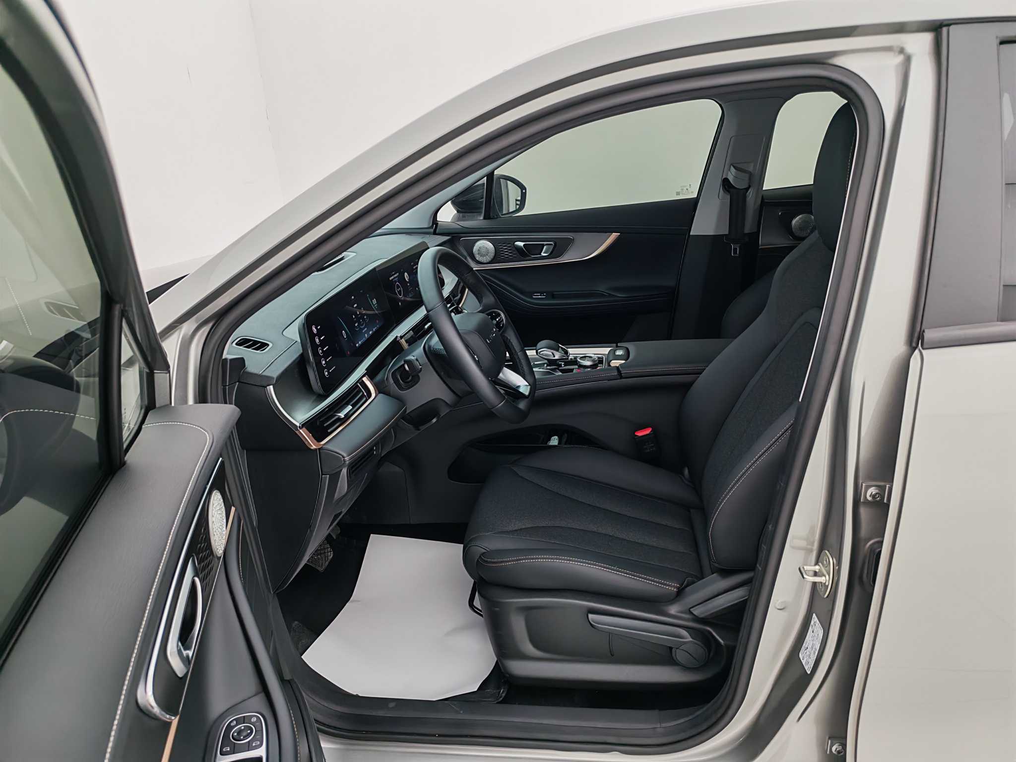 Chery Tiggo 5x 2025 #10 Chery Tiggo 5x 2025 car image #10