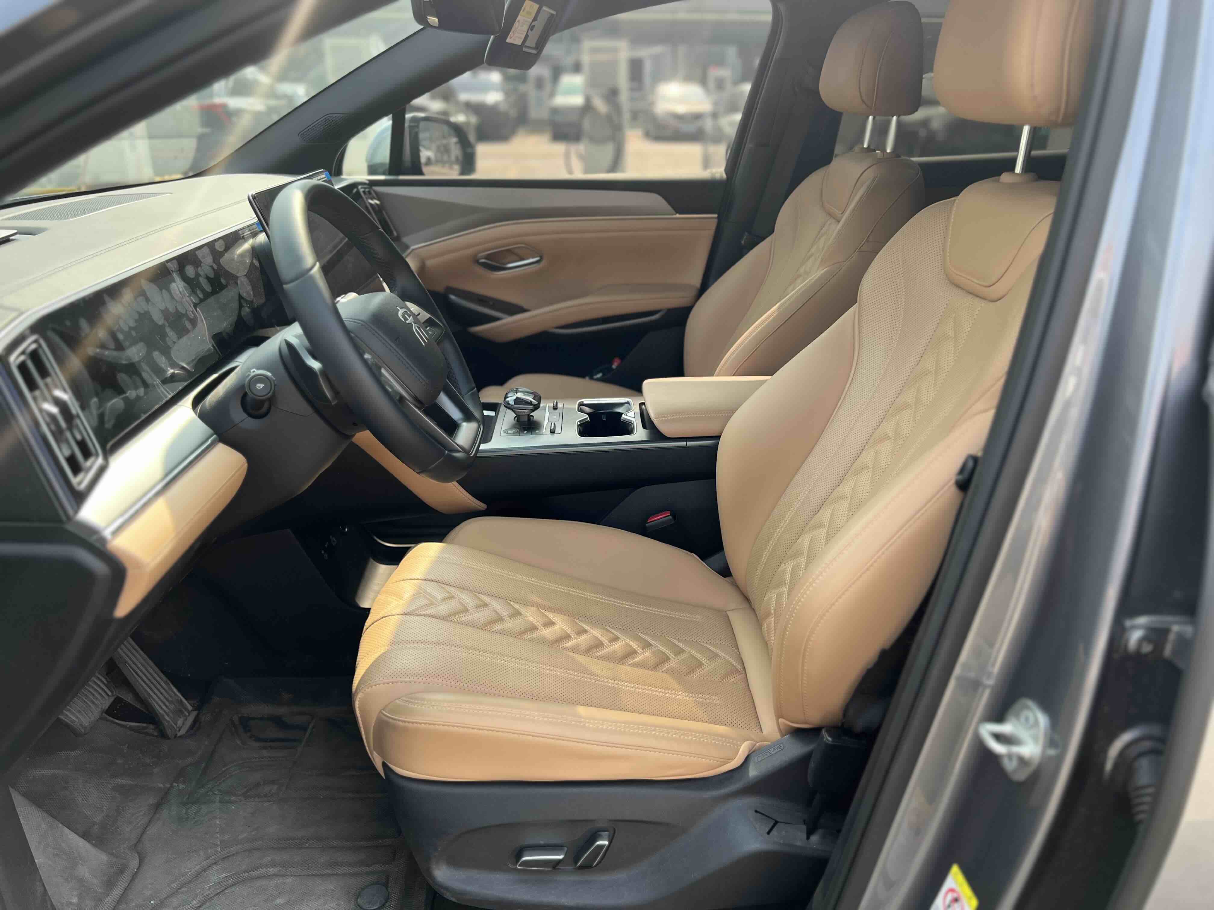 BYD SongL DM-i 2025 car image #10