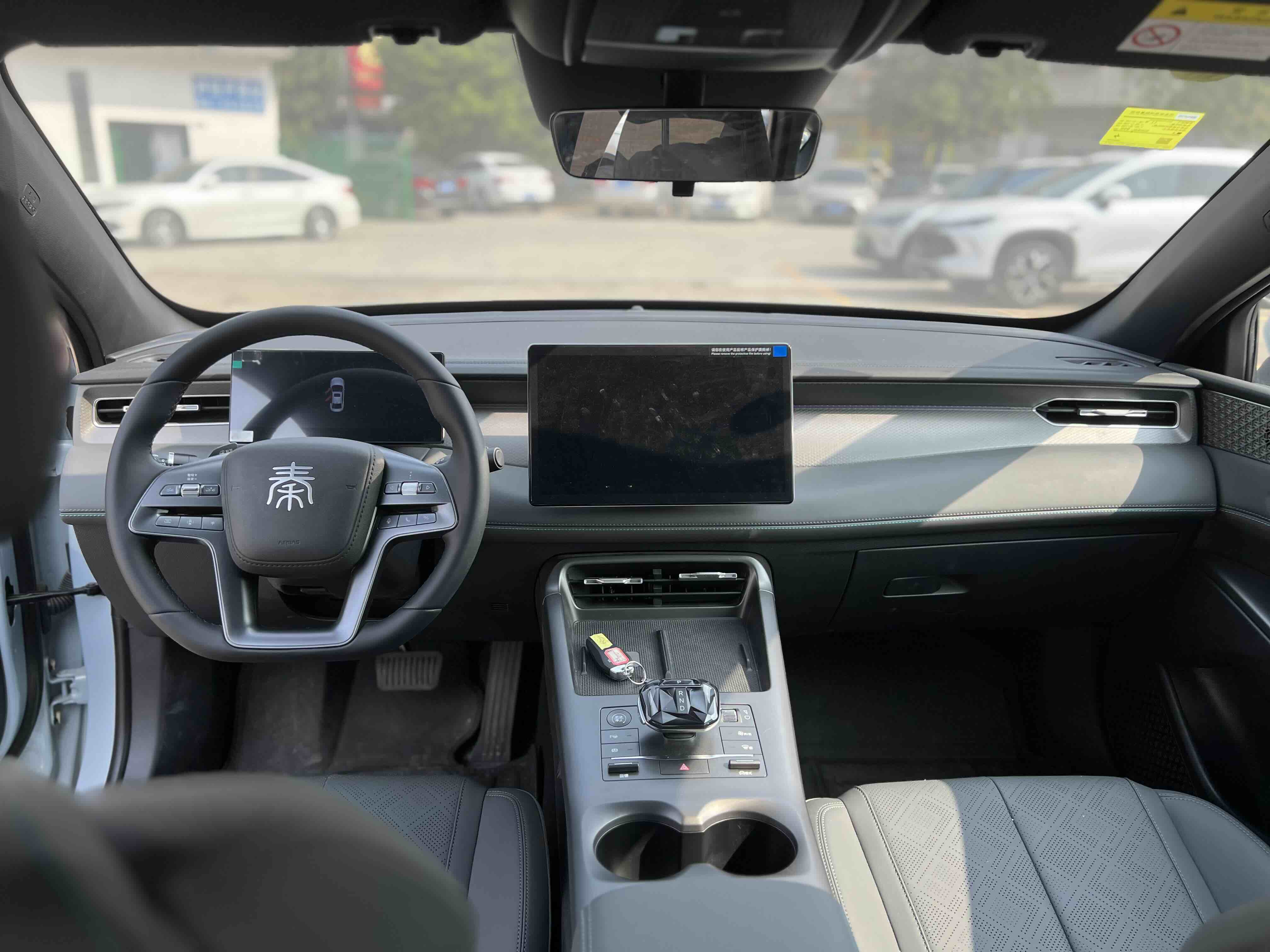 BYD Qin Plus 2025 #10 BYD Qin Plus 2025 car image #10