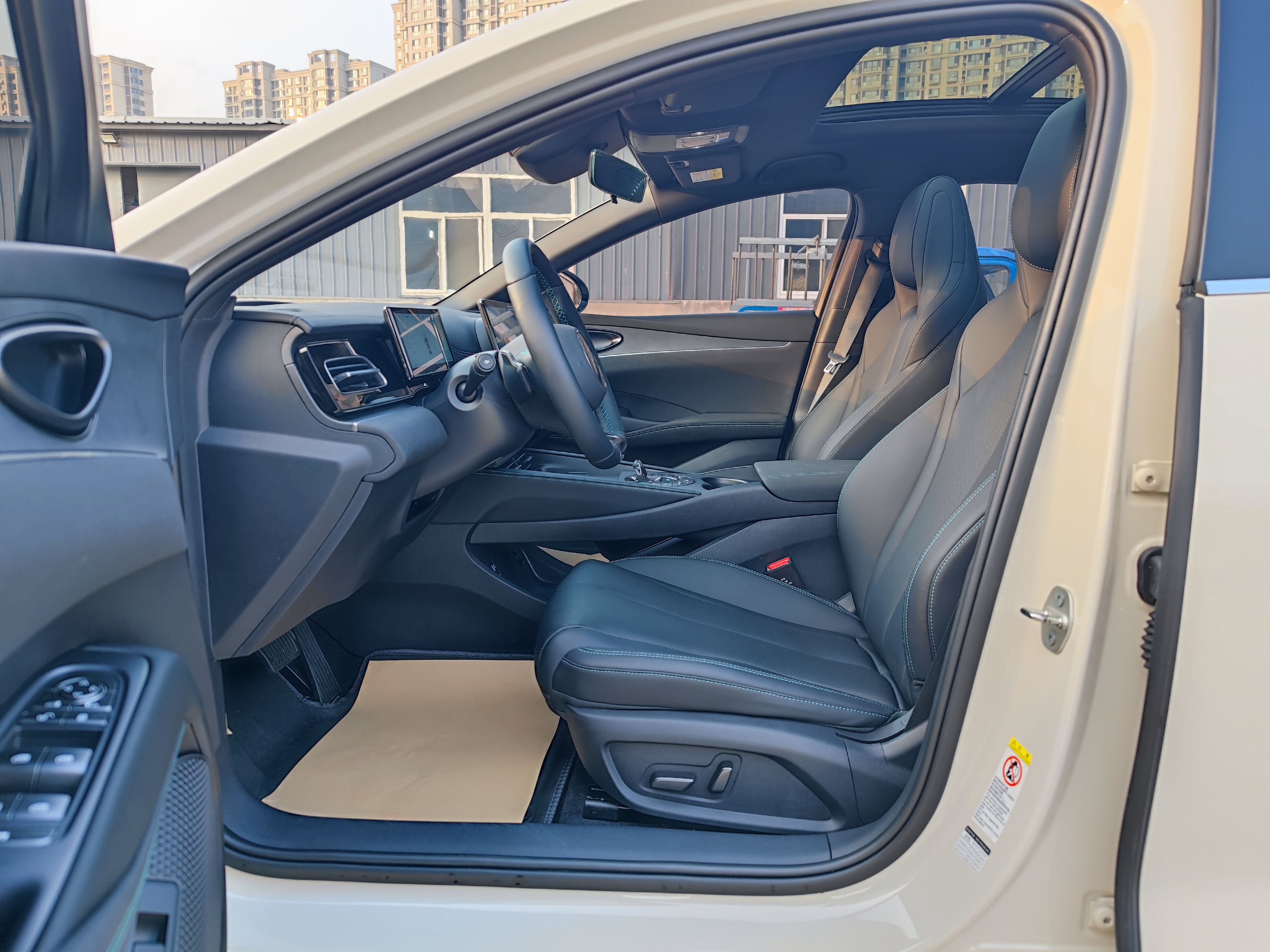 BYD Seal 06 DM-i 2025 #10 BYD Seal 06 DM-i 2025 car image #10