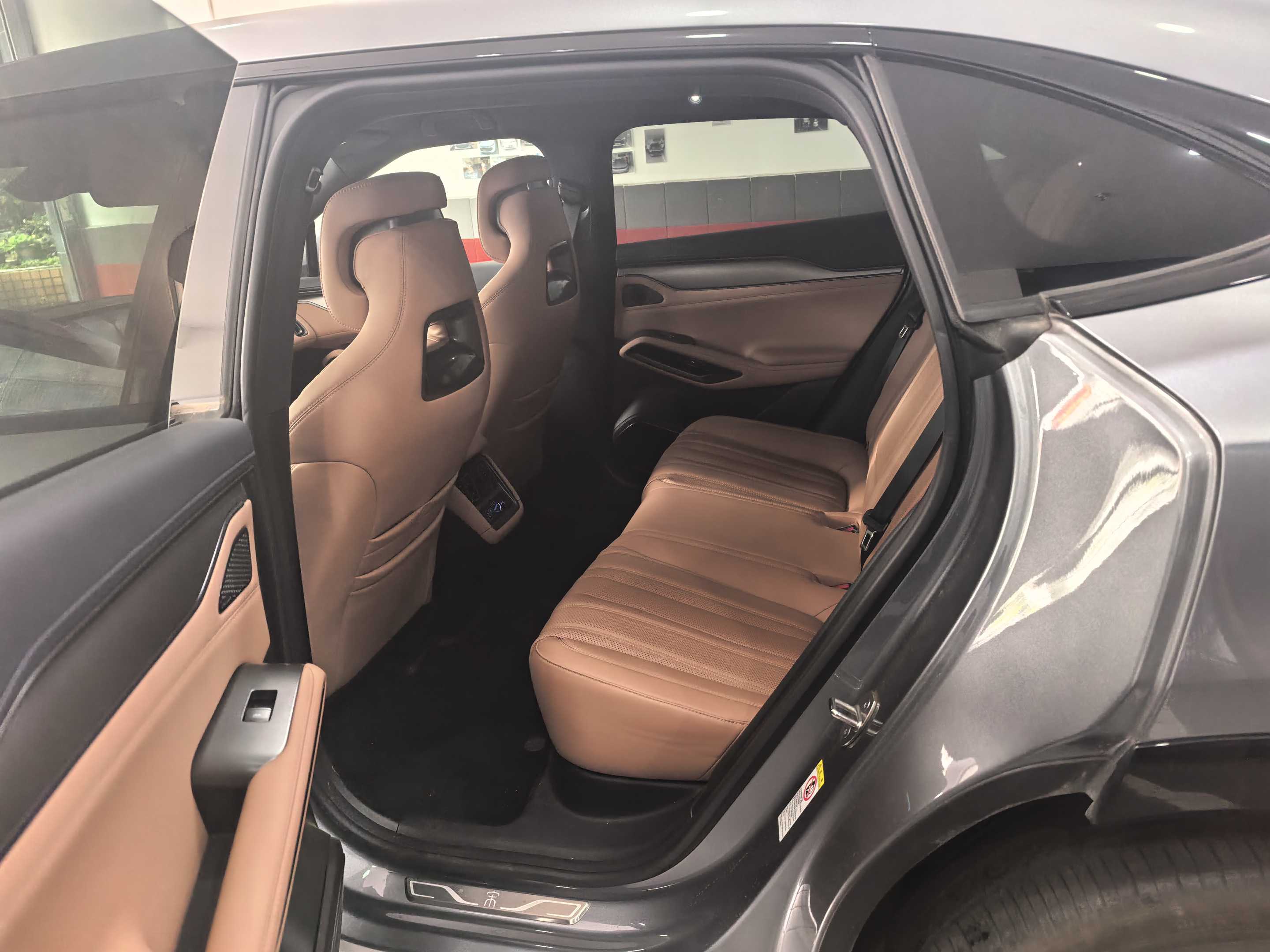 BYD SongL EV 2025 car image #10