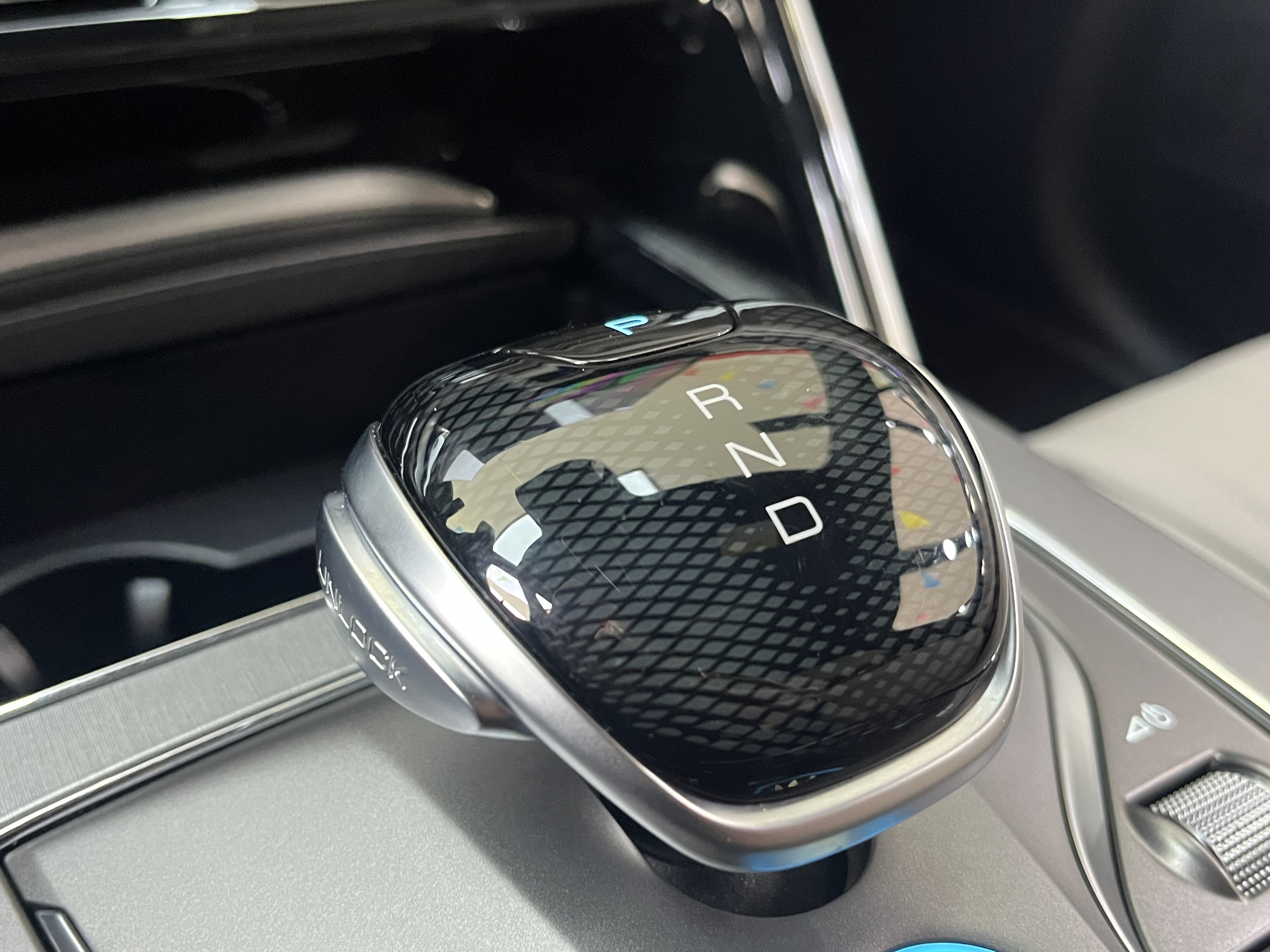 BYD Tang New Energy 2025 car image #10