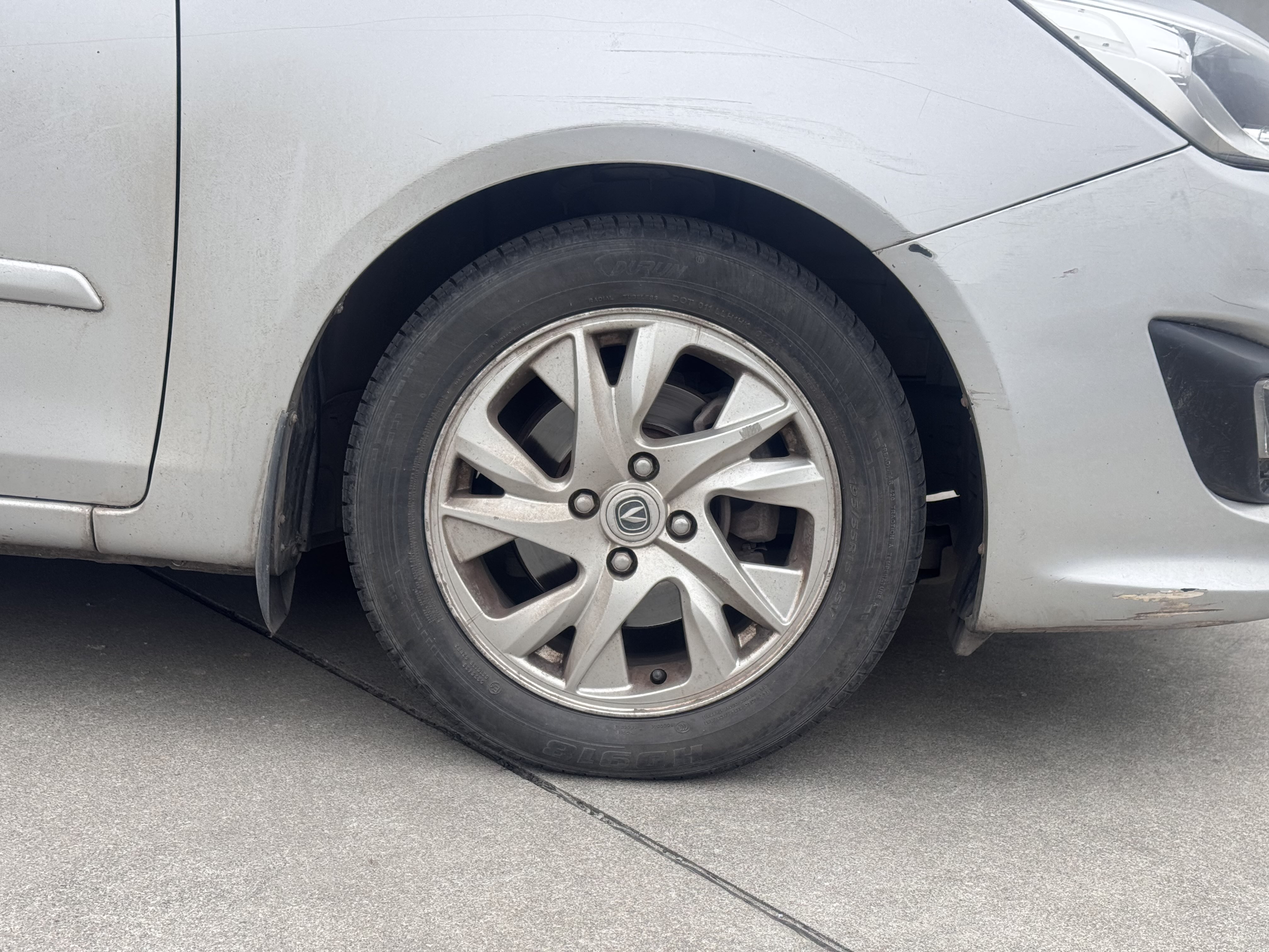 Changan Alsvin V5 2014 #10 Changan Alsvin V5 2014 car image #10