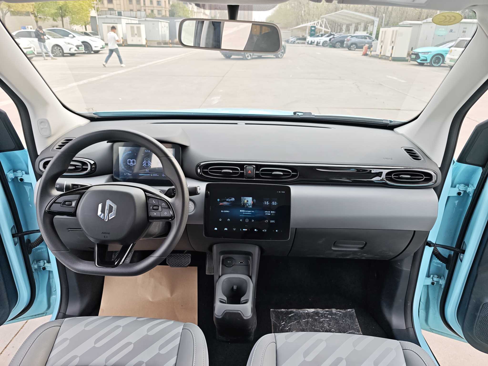 零跑汽车 零跑T03 2025 汽车图片 #10