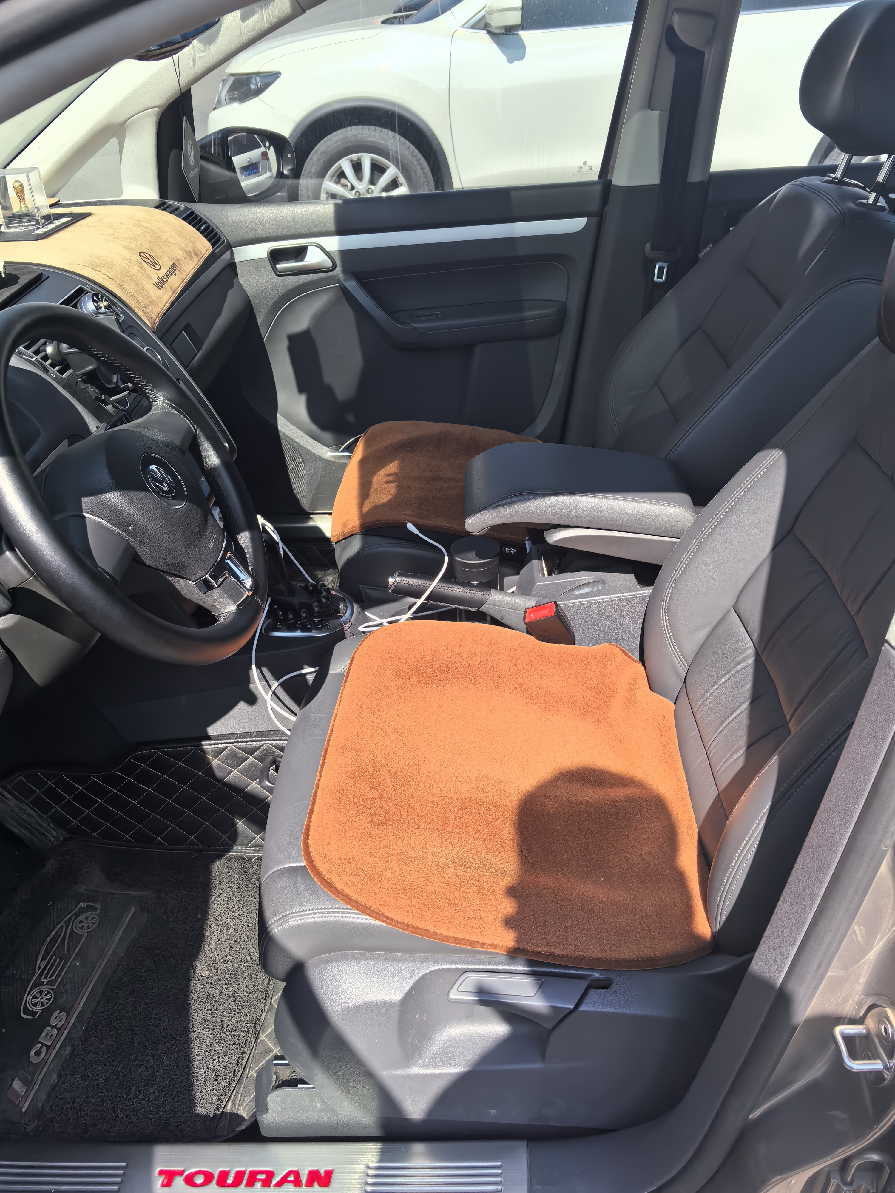 Volkswagen Touran 2016 immagine di auto #10