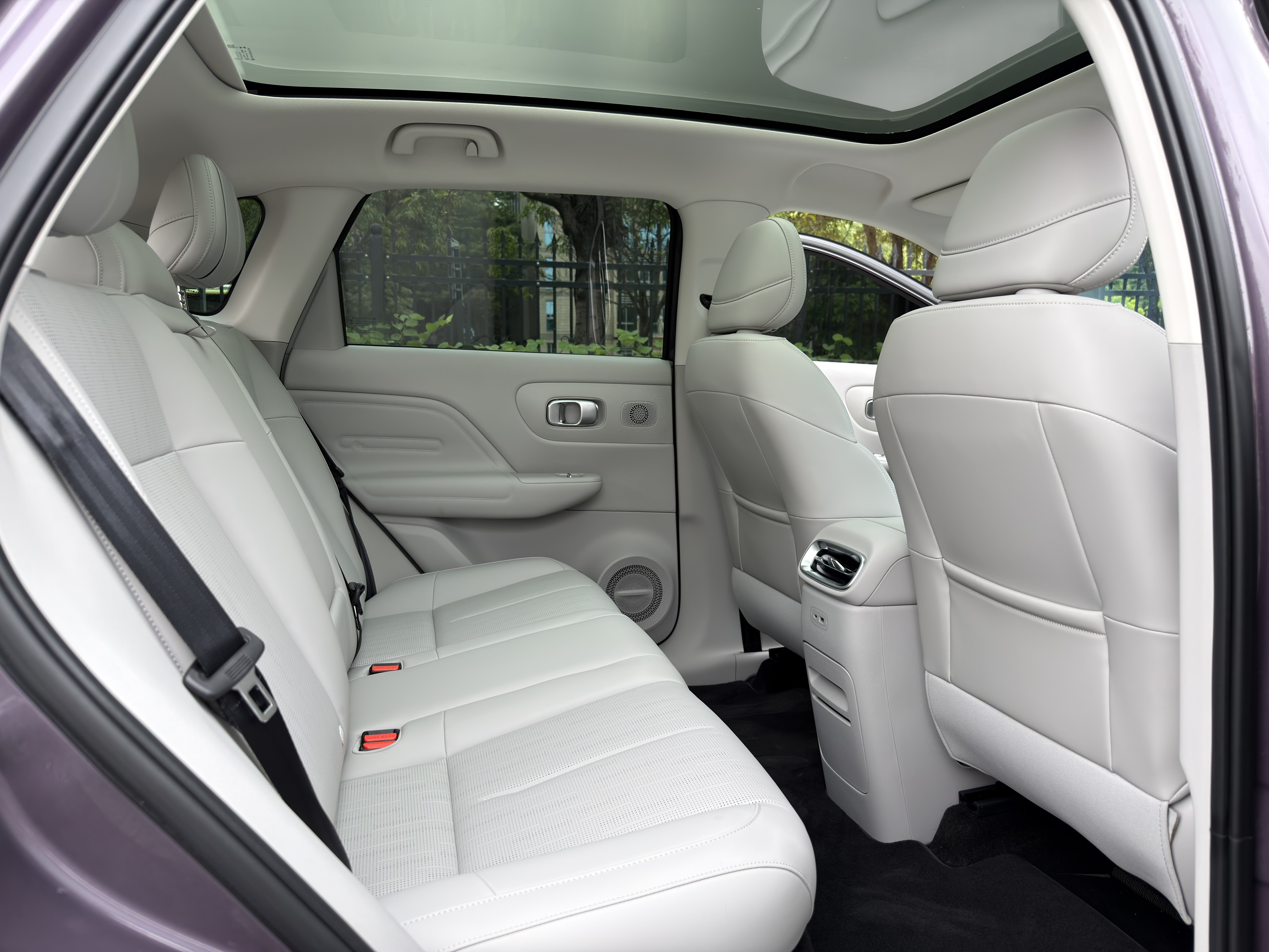 零跑汽车 零跑B10 2025 汽车图片 #10