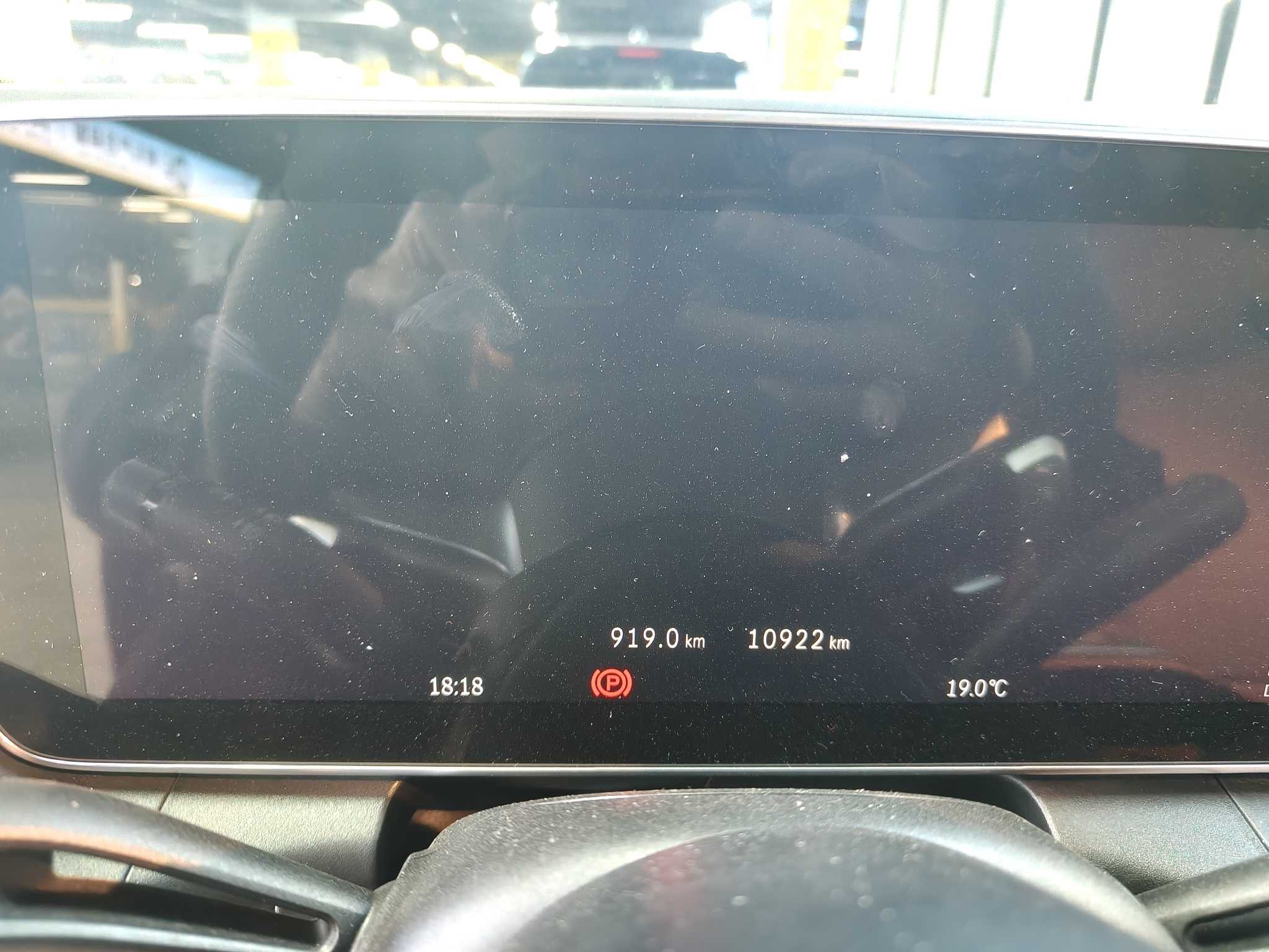 Mercedes-Benz GLC Class 2025 car image #10