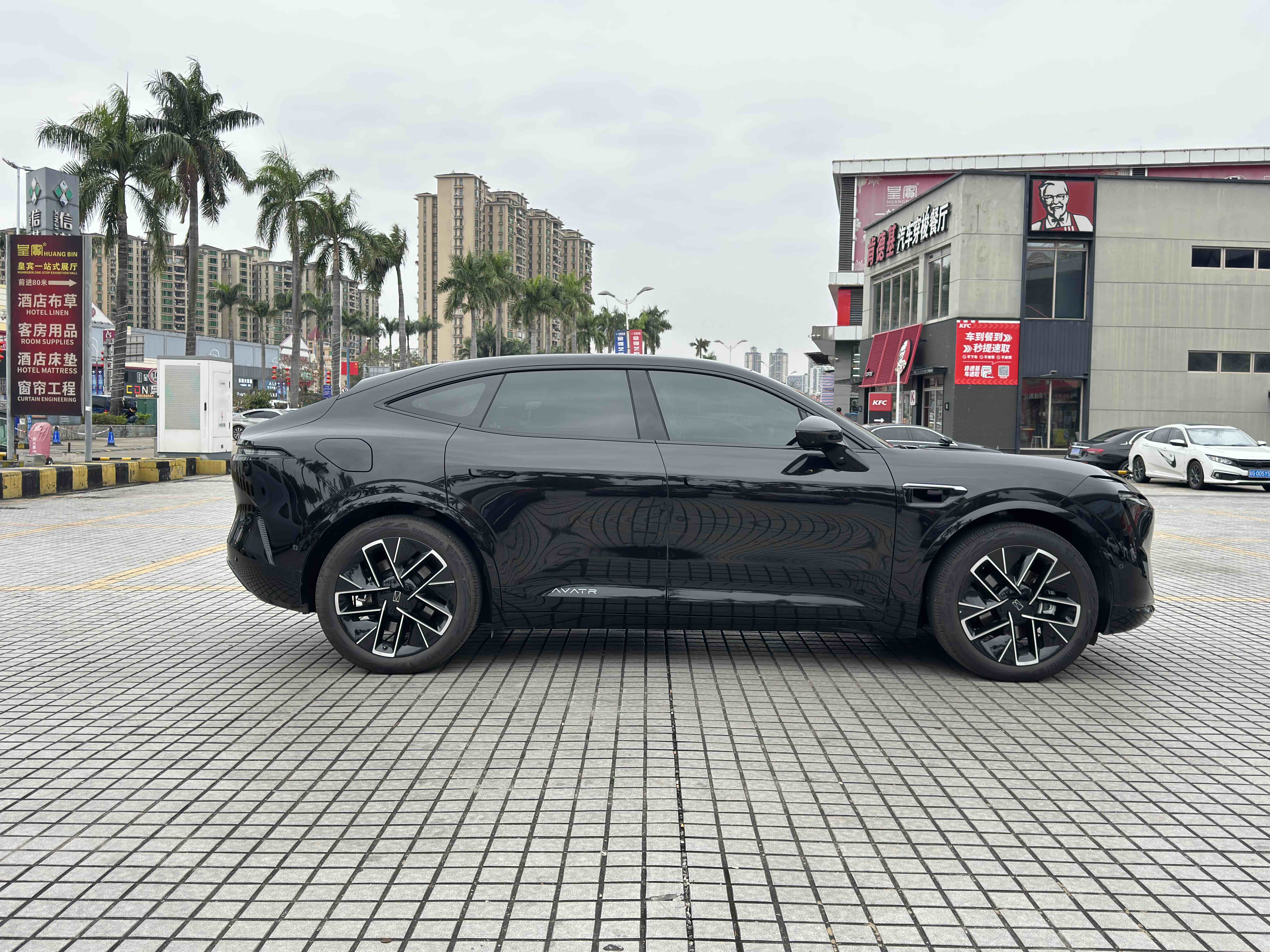 Avatr 11 2025 imagem de carro #10