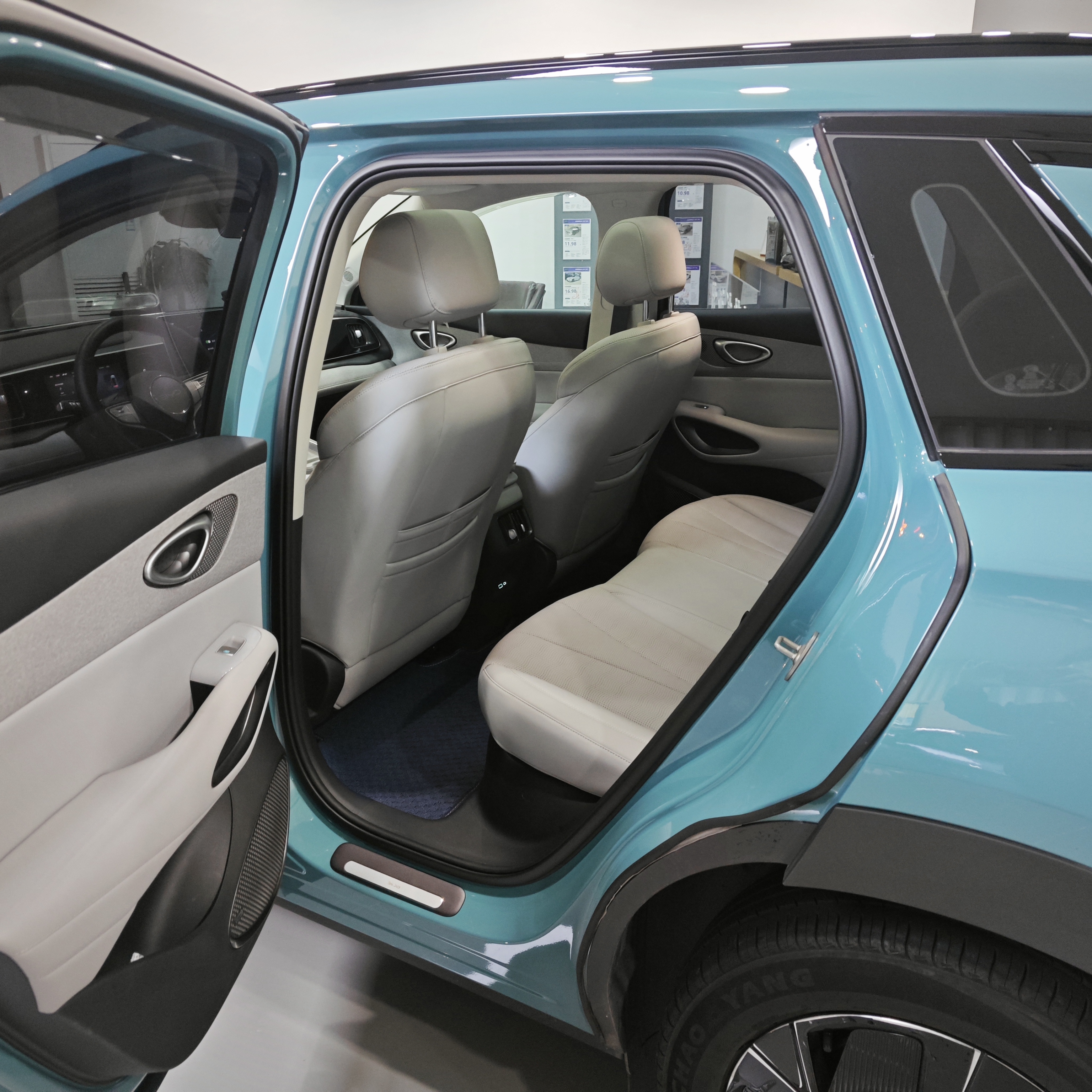 BYD Sea Lion 05 EV 2025 car image #10