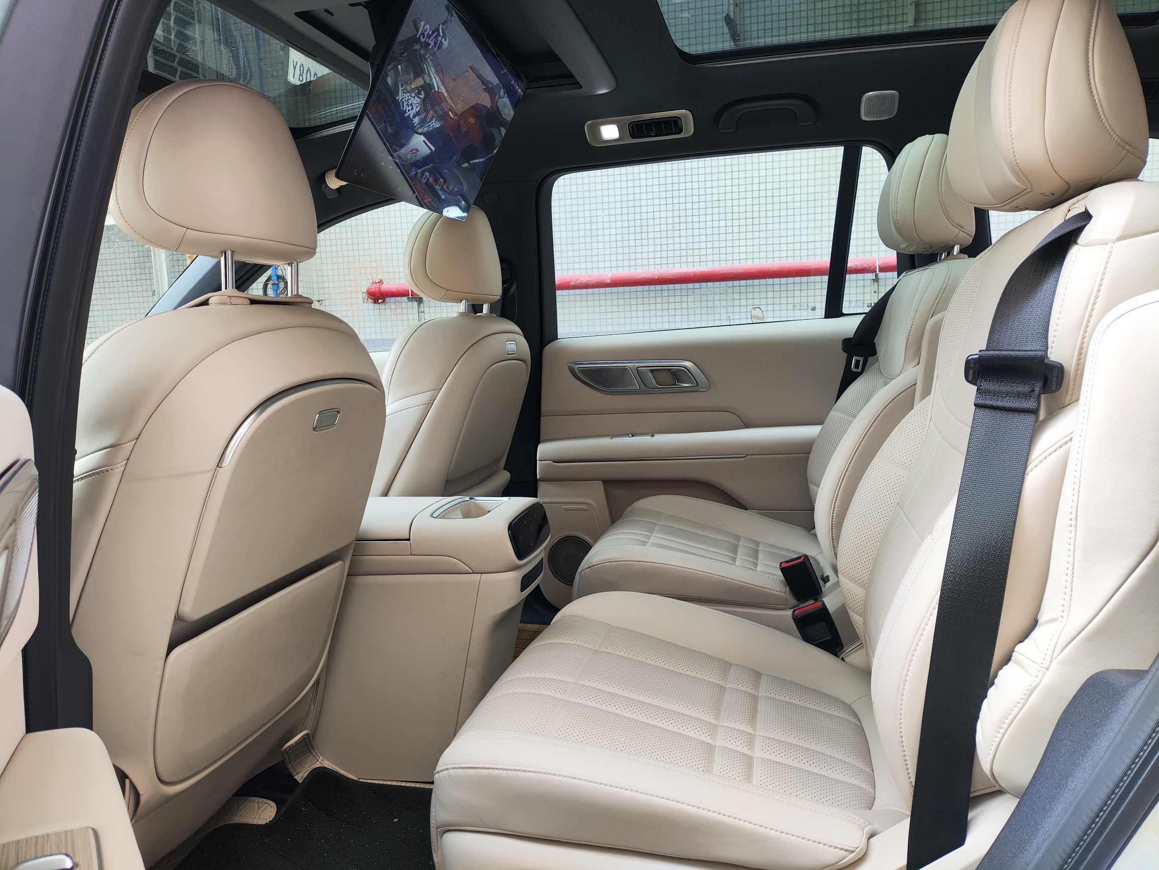 Deepal S09 2025 car image #10