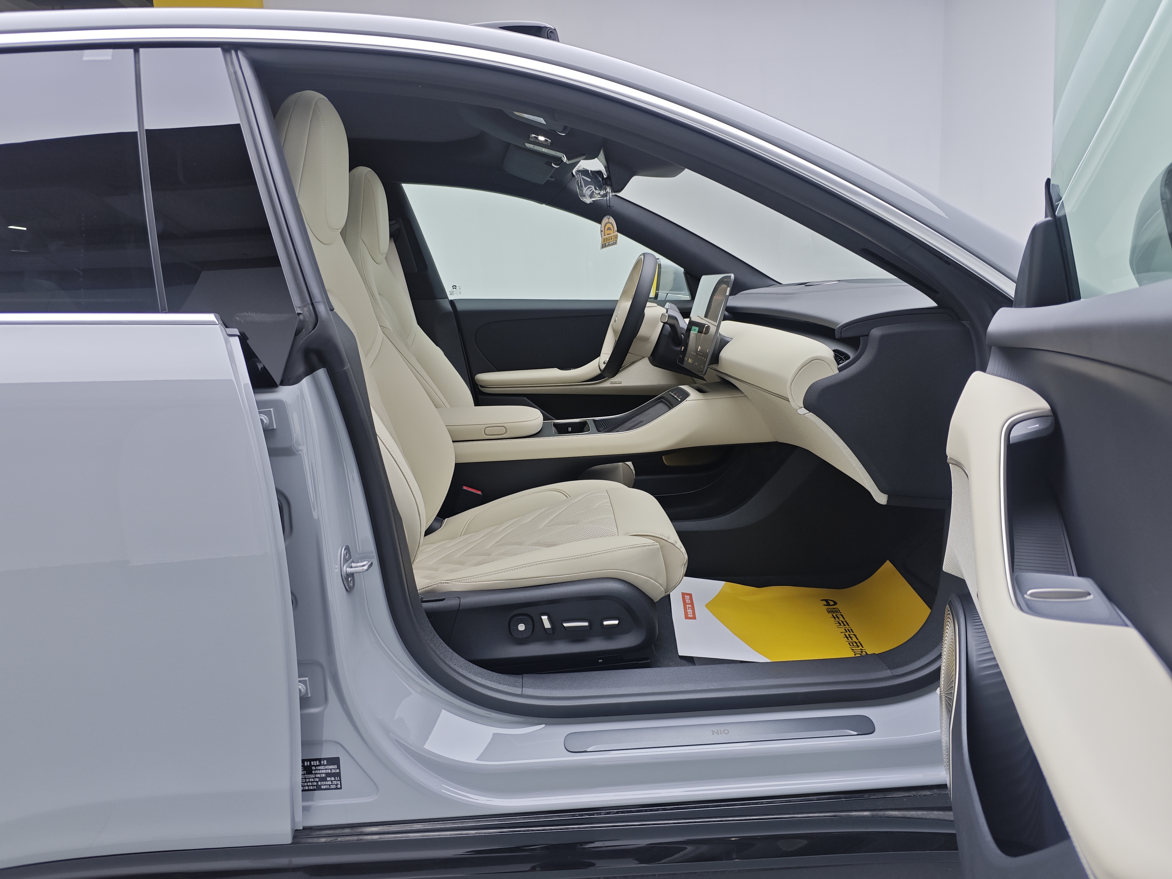 蔚来 蔚来ET5T 2026 汽车图片 #10