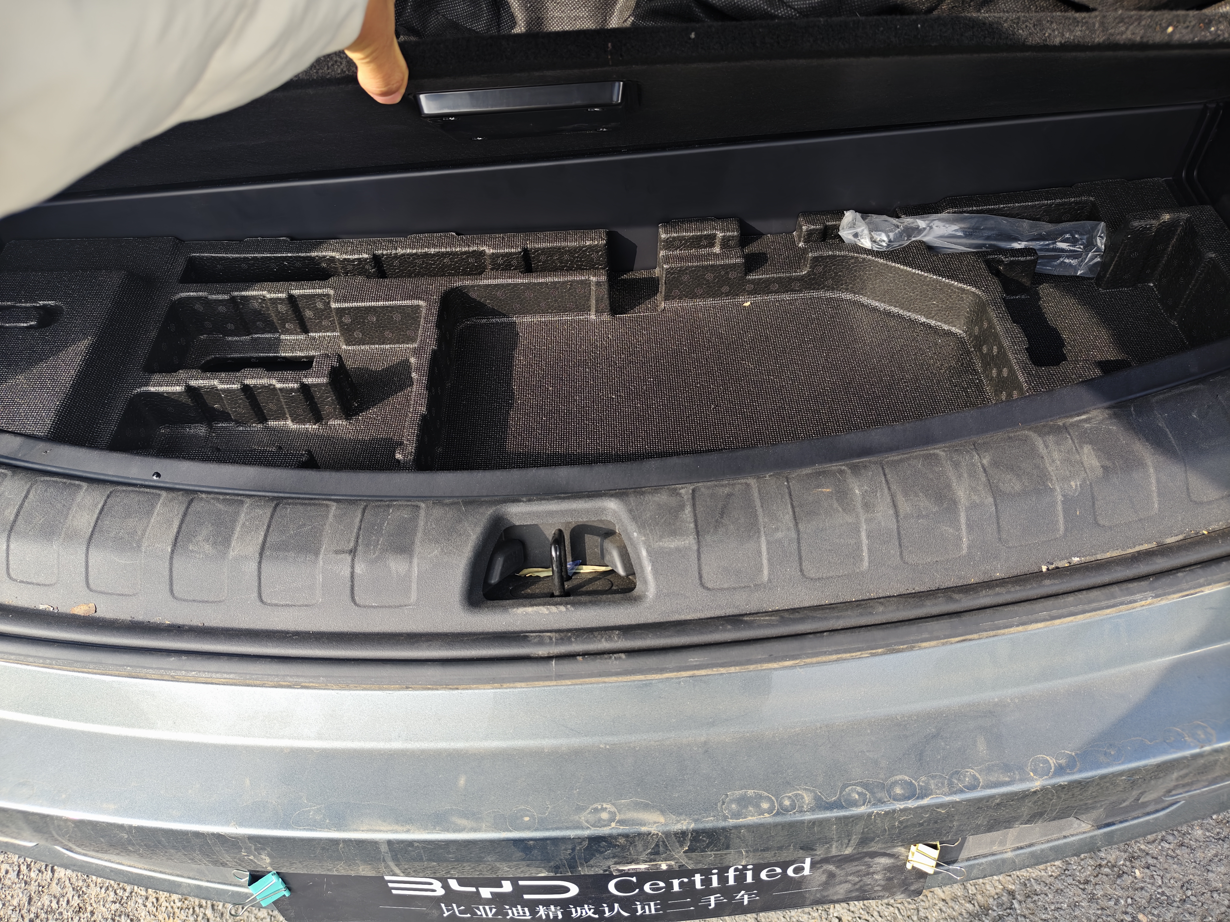 BYD Tang L 2025 immagine di auto #10