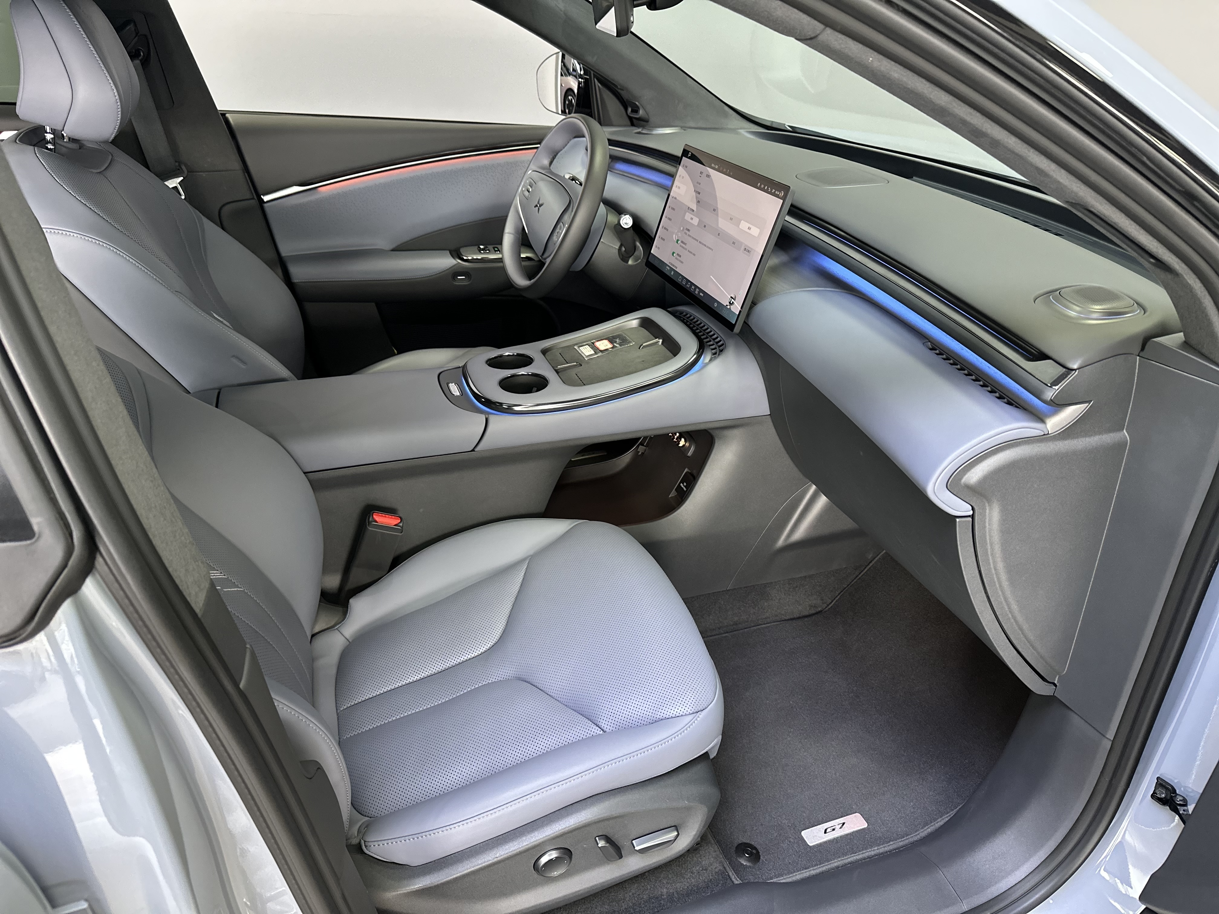 Xpeng G7 2025 #10 Xpeng G7 2025 car image #10