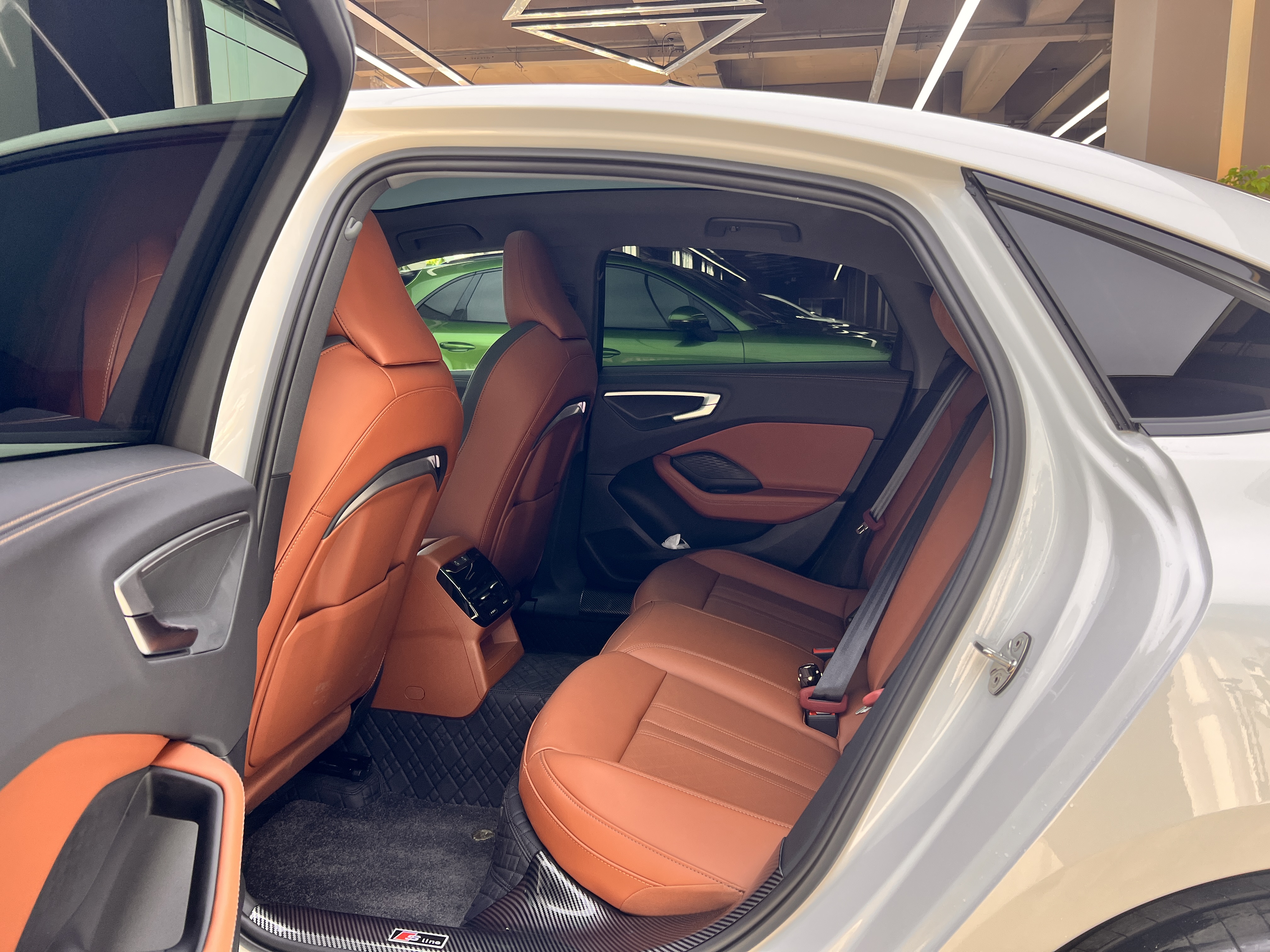 Audi FAW Audi A5L 2025 #10 Audi FAW Audi A5L 2025 car image #10