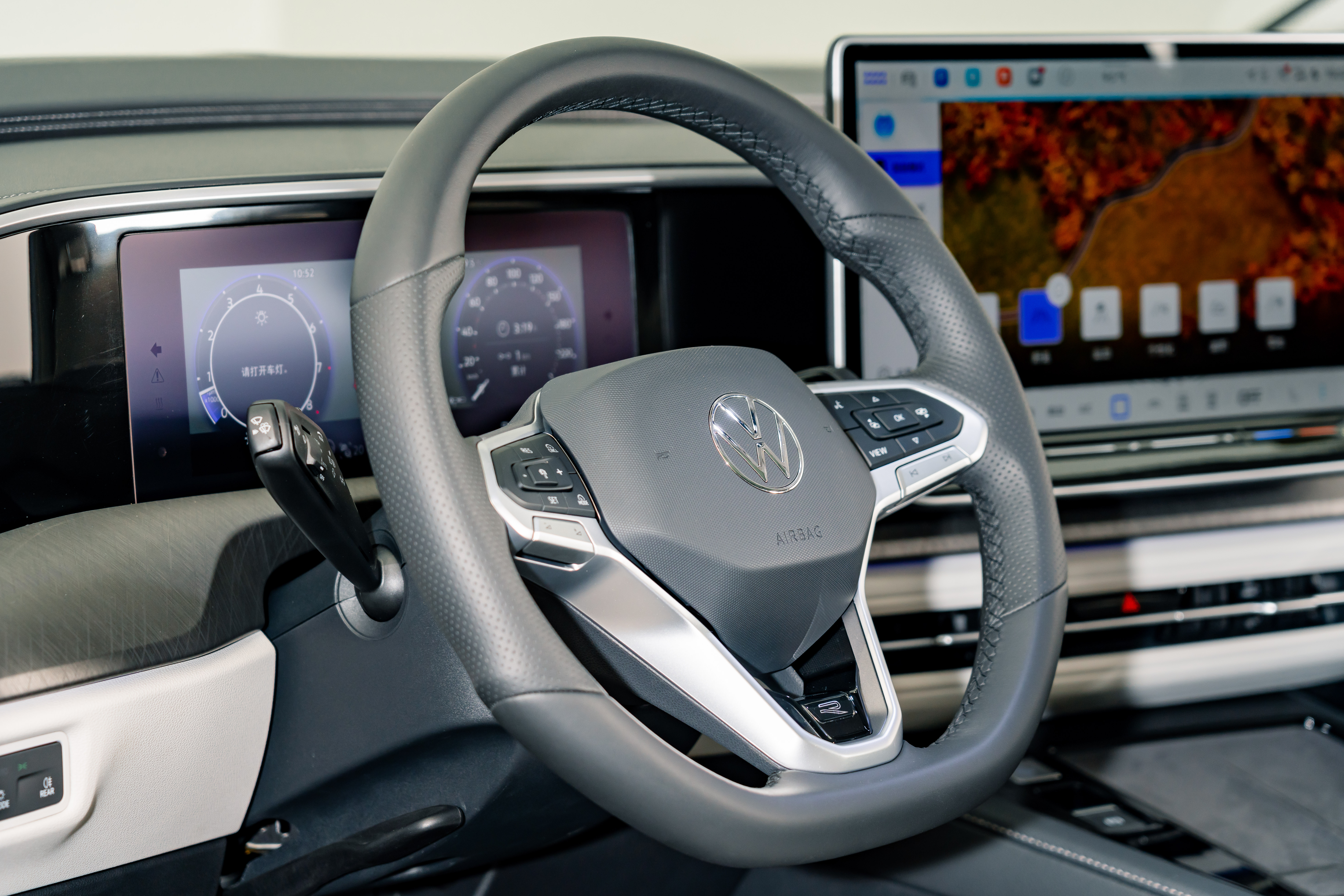 Volkswagen Talagon 2025 #10 Volkswagen Talagon 2025 car image #10