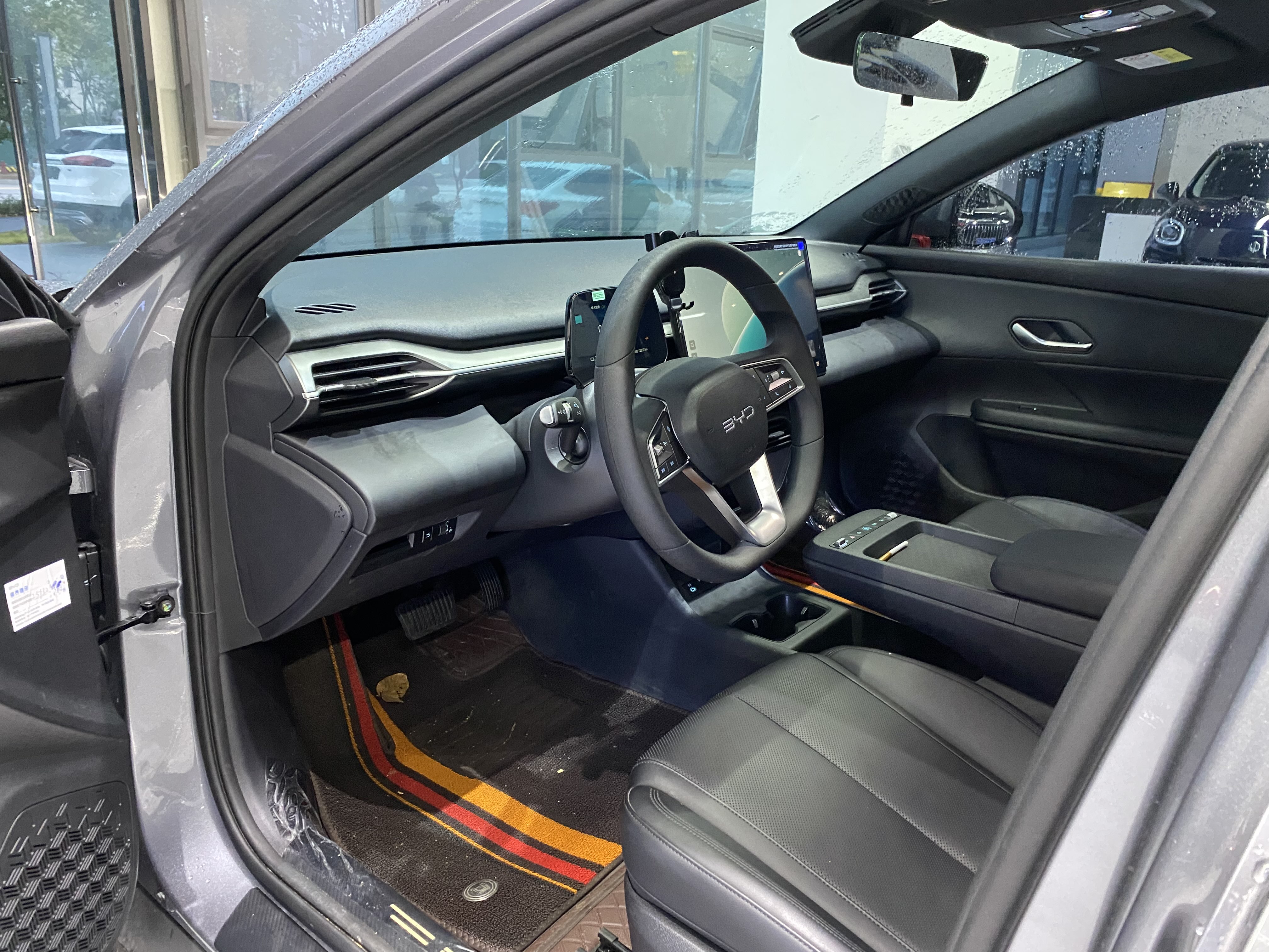 BYD e7 2025 #10 BYD e7 2025 car image #10