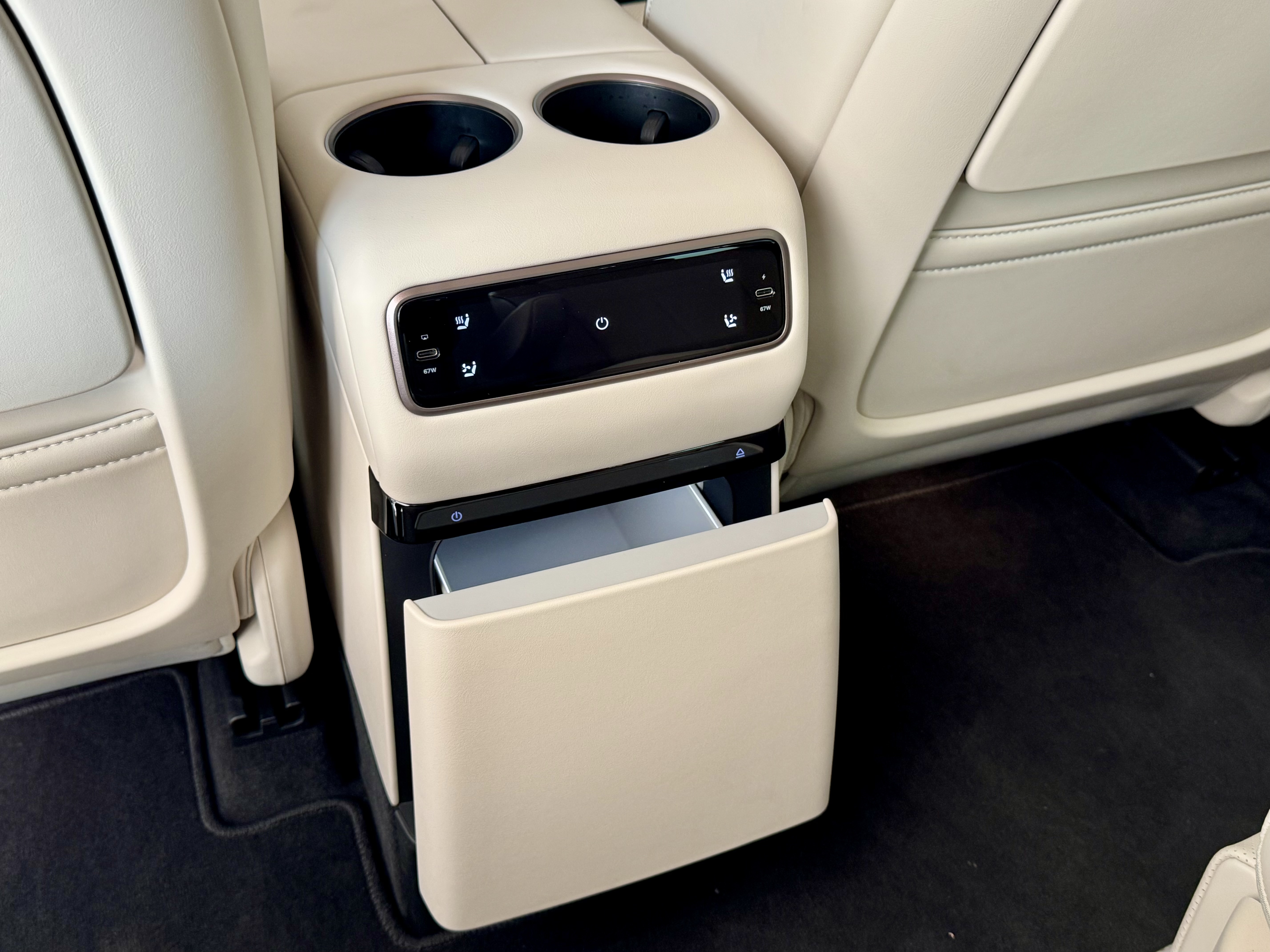 理想汽车 理想i6 2025 汽车图片 #10