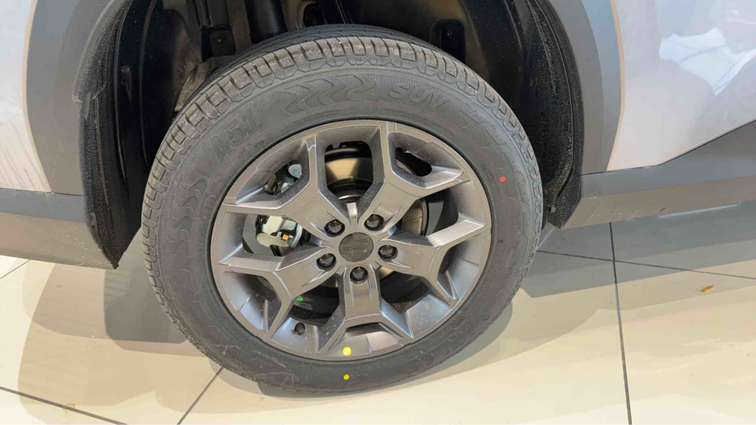 GEELY Boyue 2026 car image #10