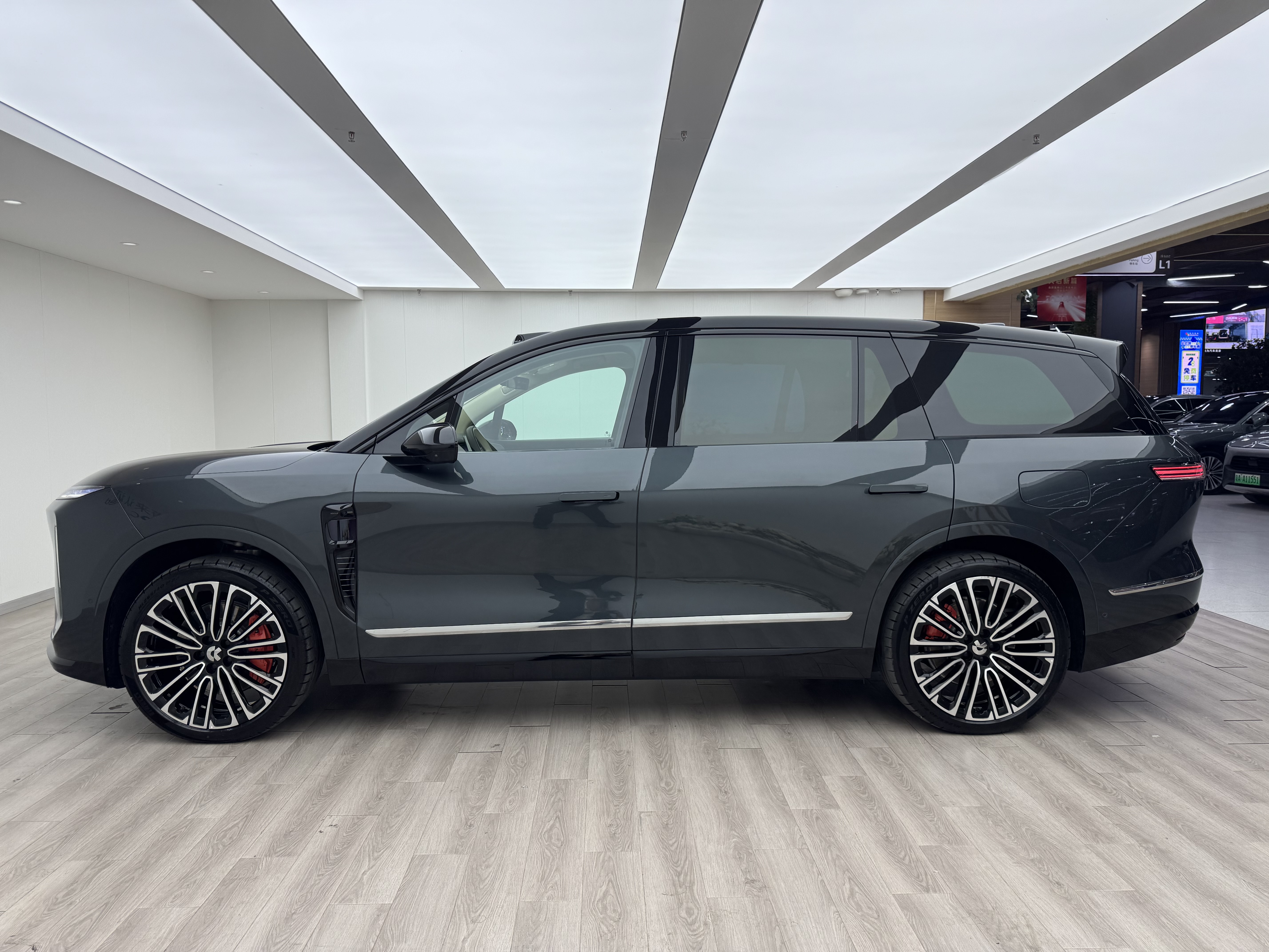 蔚来 蔚来ES8 2025 汽车图片 #10