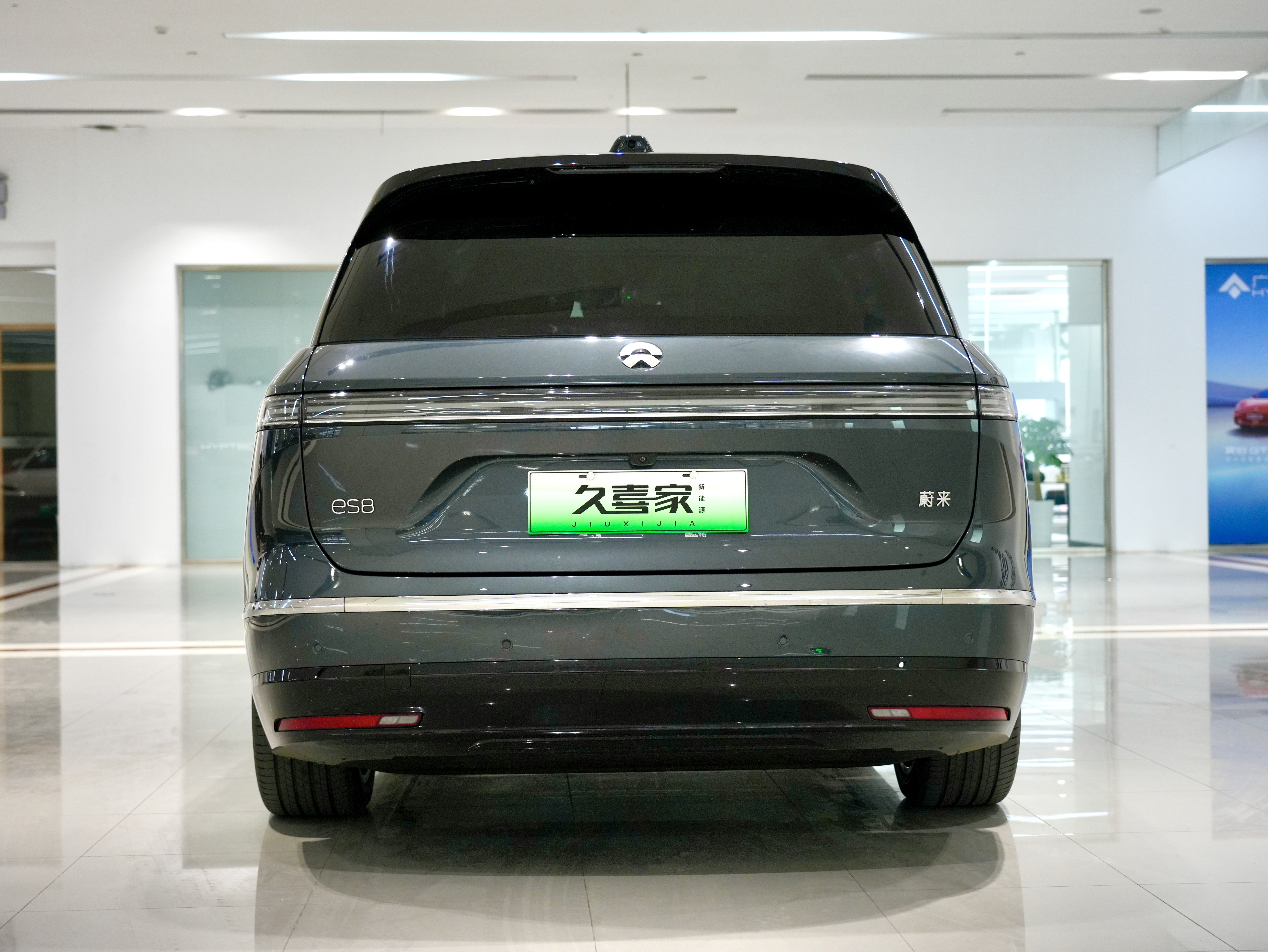 NIO ES8 2025 #10 NIO ES8 2025 car image #10