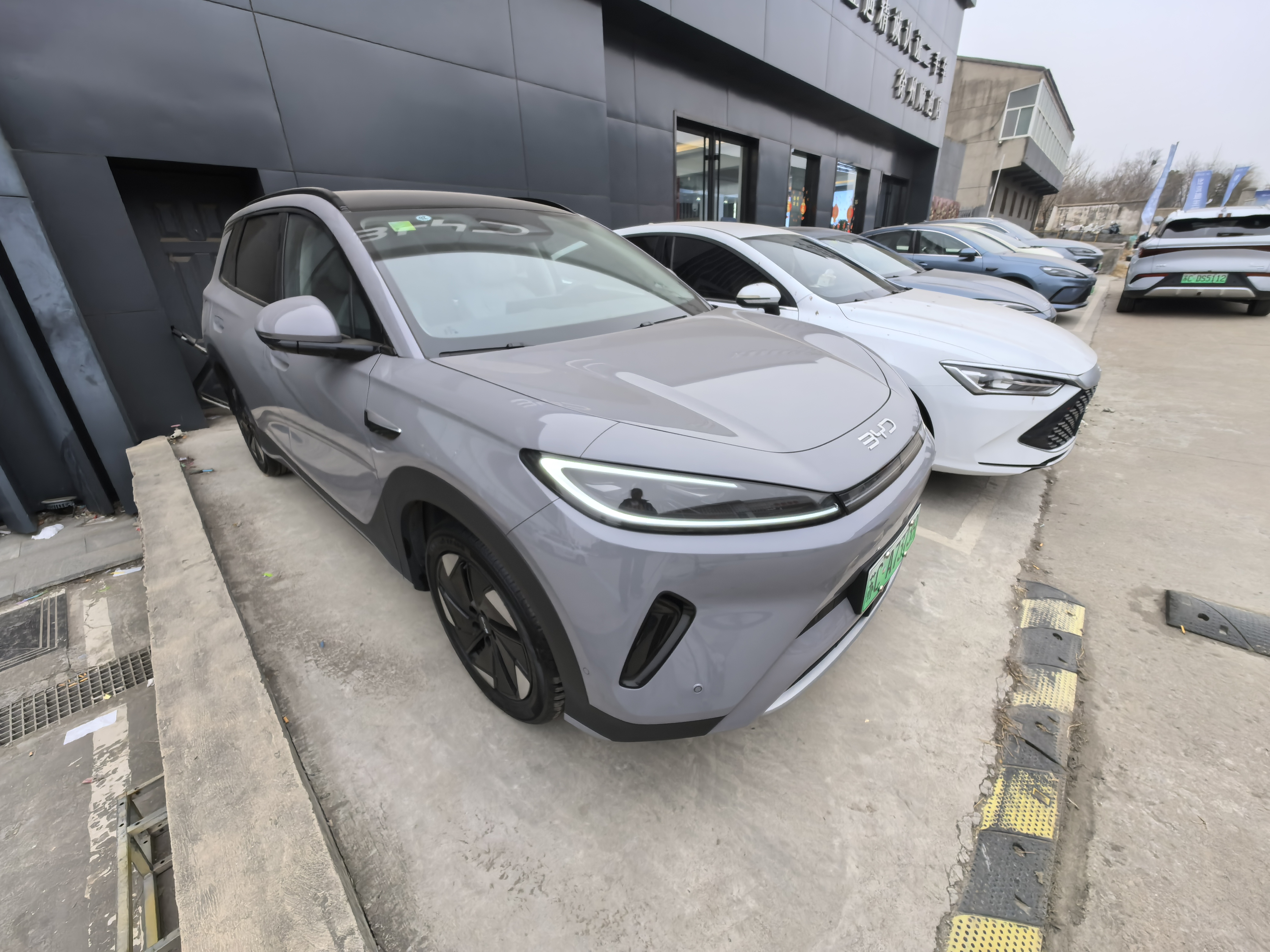 BYD Sea Lion 05 EV 2025 car image #10