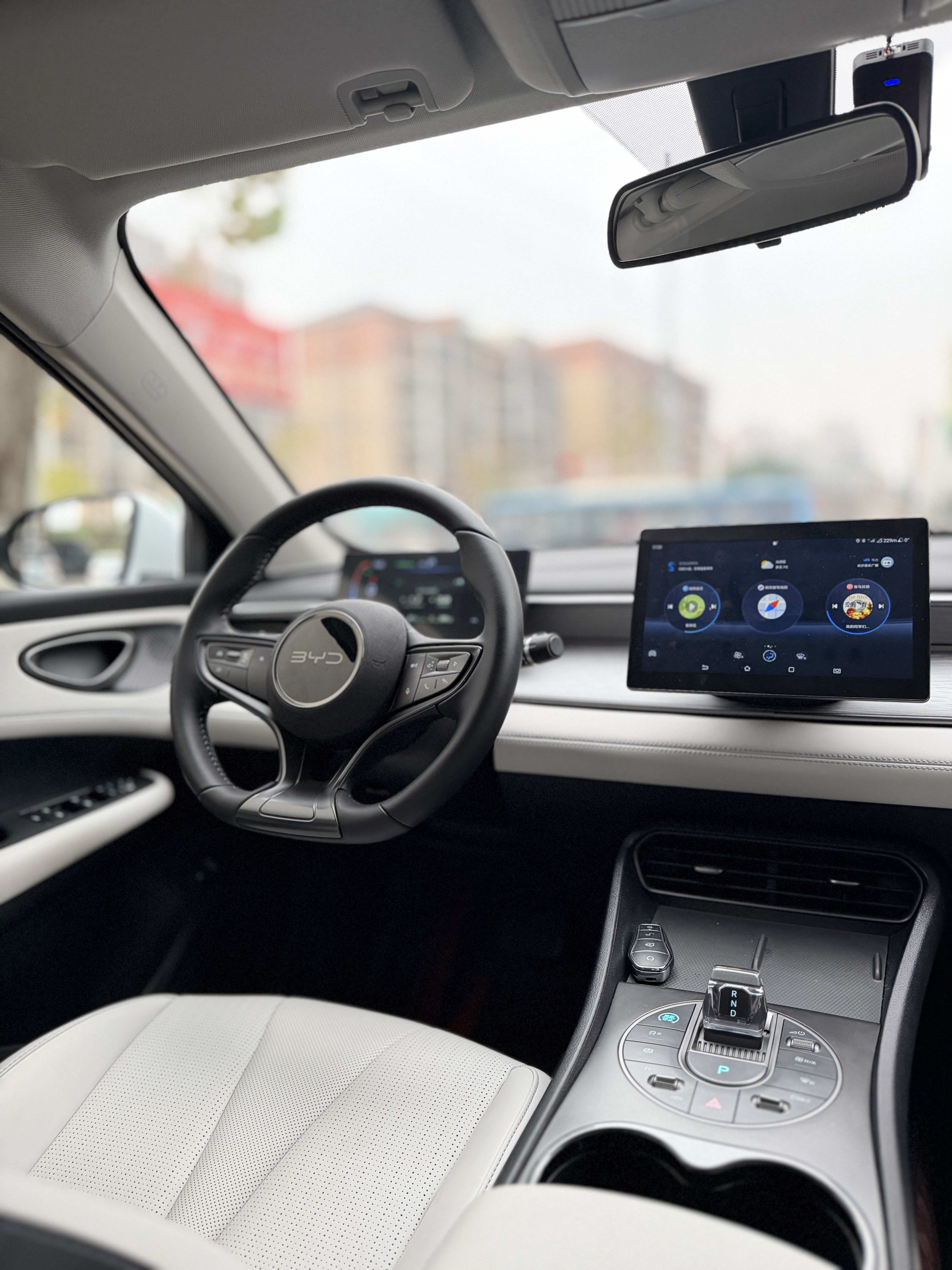 BYD Seal 05 DM-i 2025 car image #10