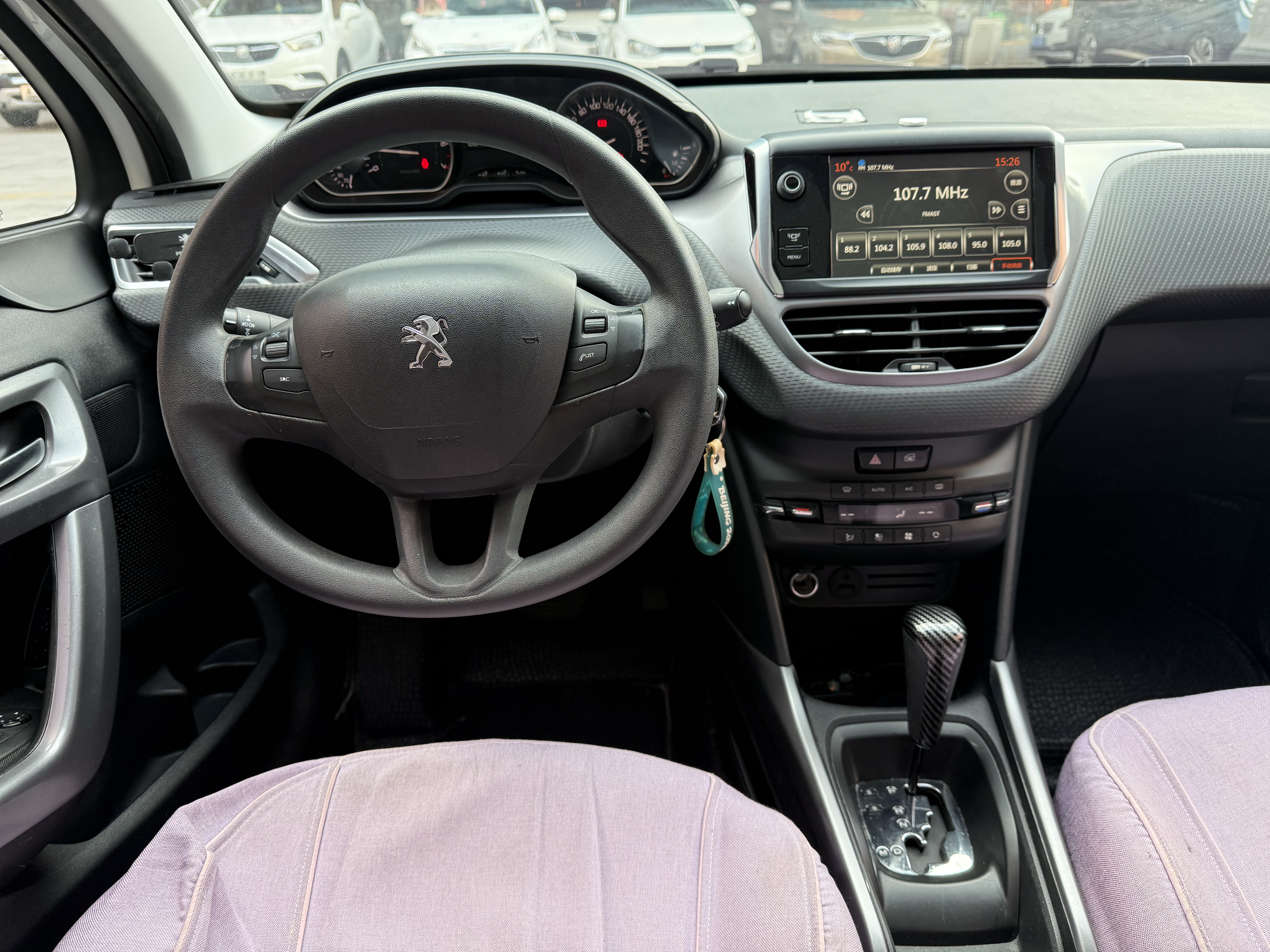 Peugeot 2008 2014 car image #10