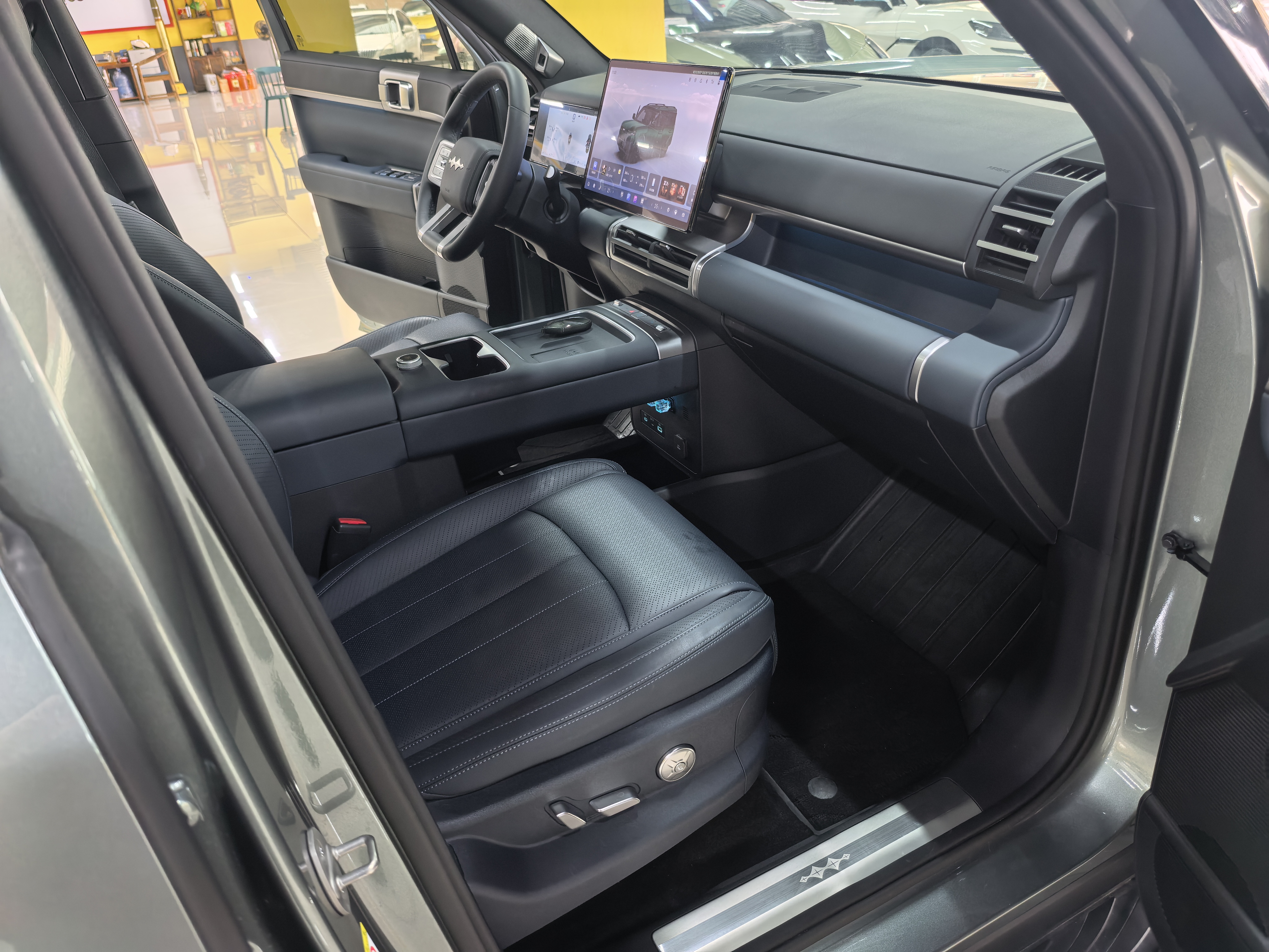 FangChengBao Tiger 7 2025 car image #10